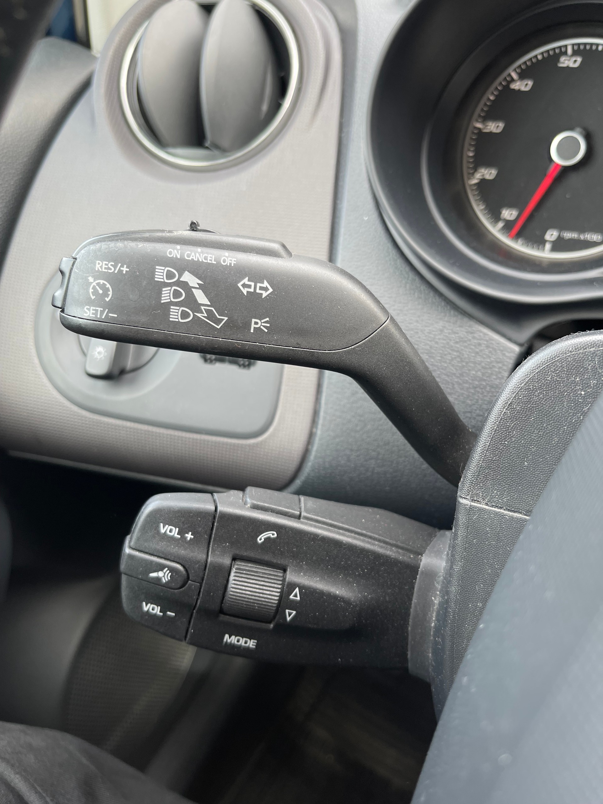 SEAT Ibiza 1.2 TSI Style-image-13