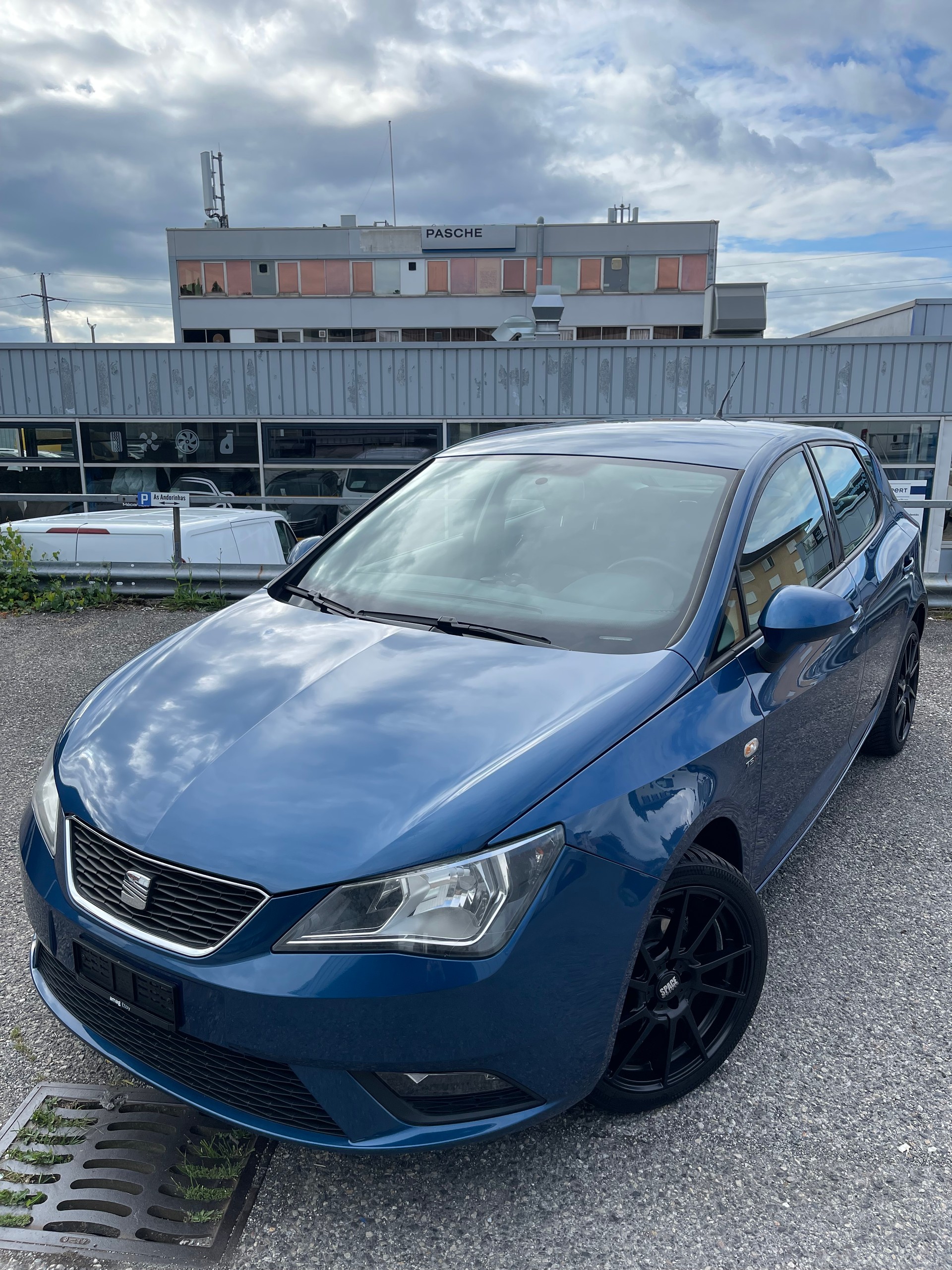 SEAT Ibiza 1.2 TSI Style-image-1
