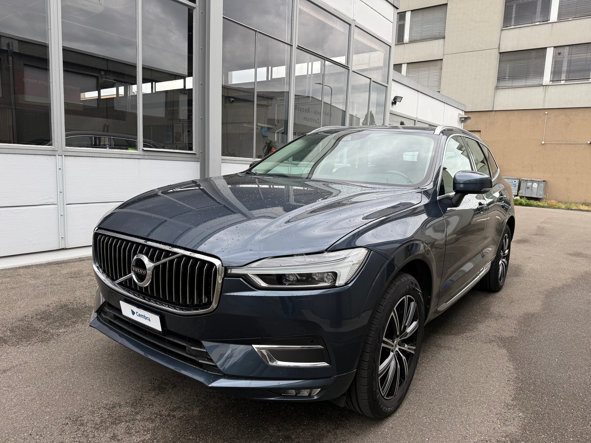 VOLVO XC60 B4 Diesel Mild Hybrid AWD Inscription Geartronic *Frisch ab MFK *Tempomat *Rückfahrkamera *Start/Stop *Lane+Park Assist.-image-0