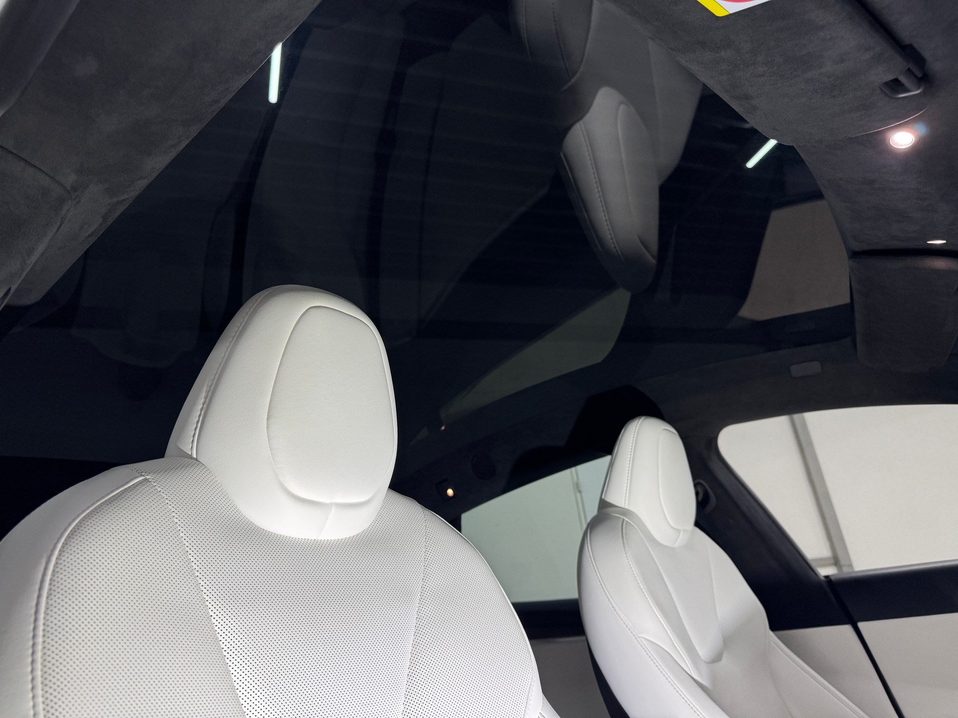 TESLA Model S 100 kWh Palladium Long Range // Autopilot 4 inkl. FSD-image-7