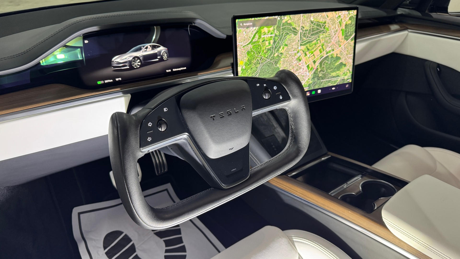 TESLA Model S 100 kWh Palladium Long Range // Autopilot 4 inkl. FSD-image-10
