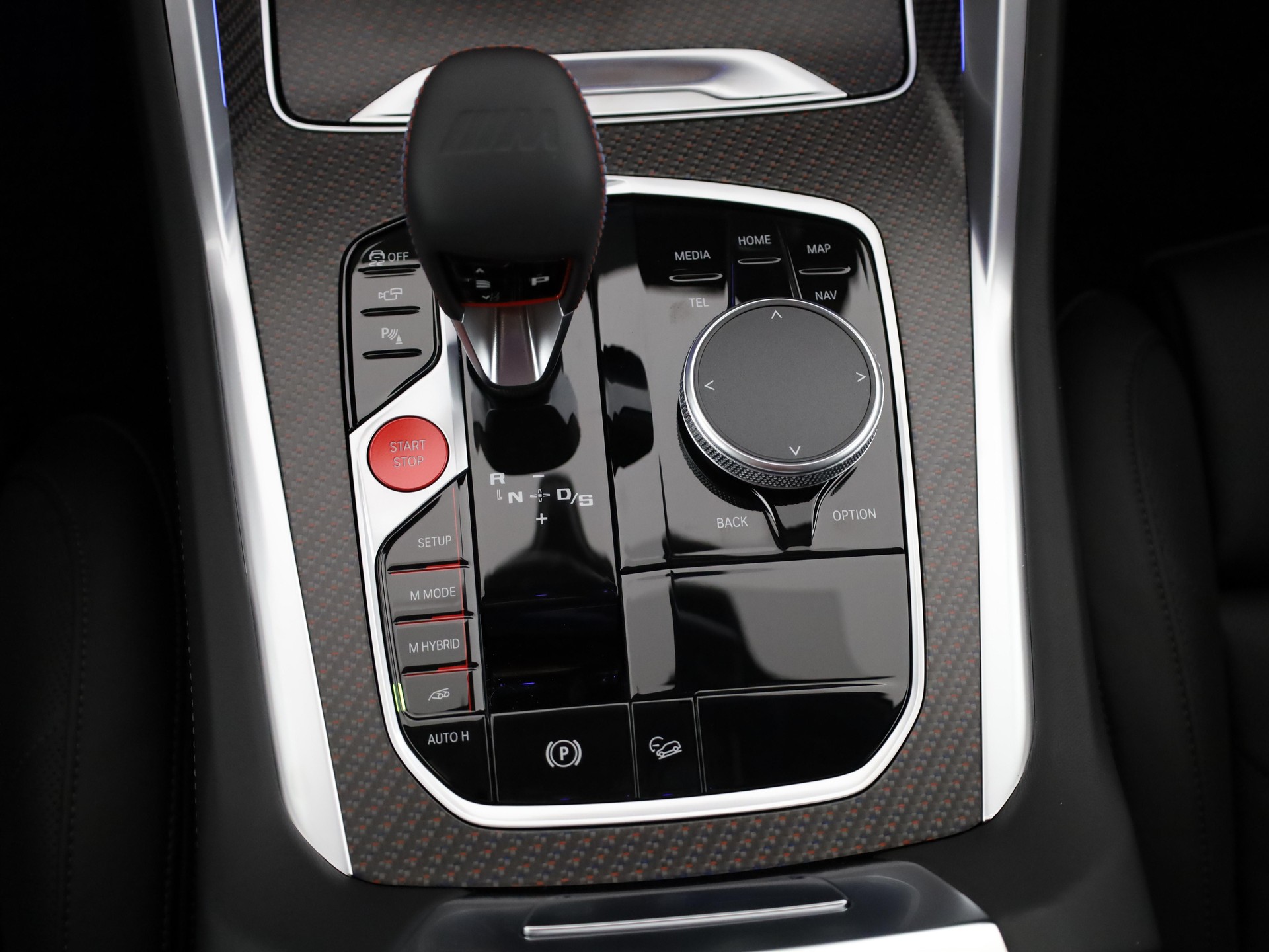 BMW XM Label Plug-in Hybrid-image-17