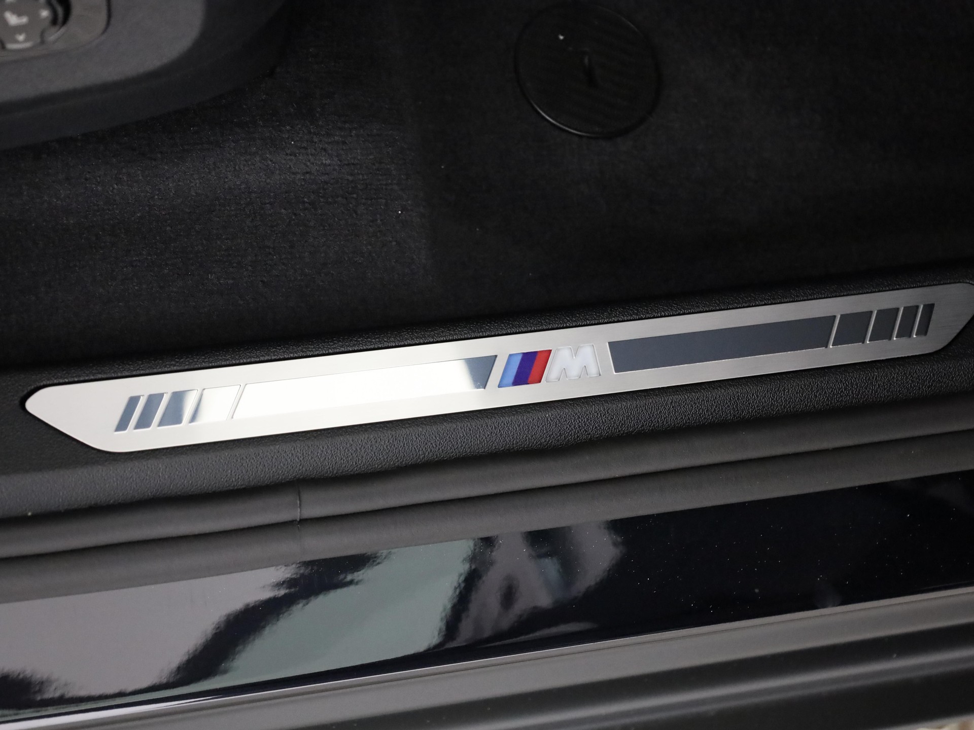 BMW XM Label Plug-in Hybrid-image-22