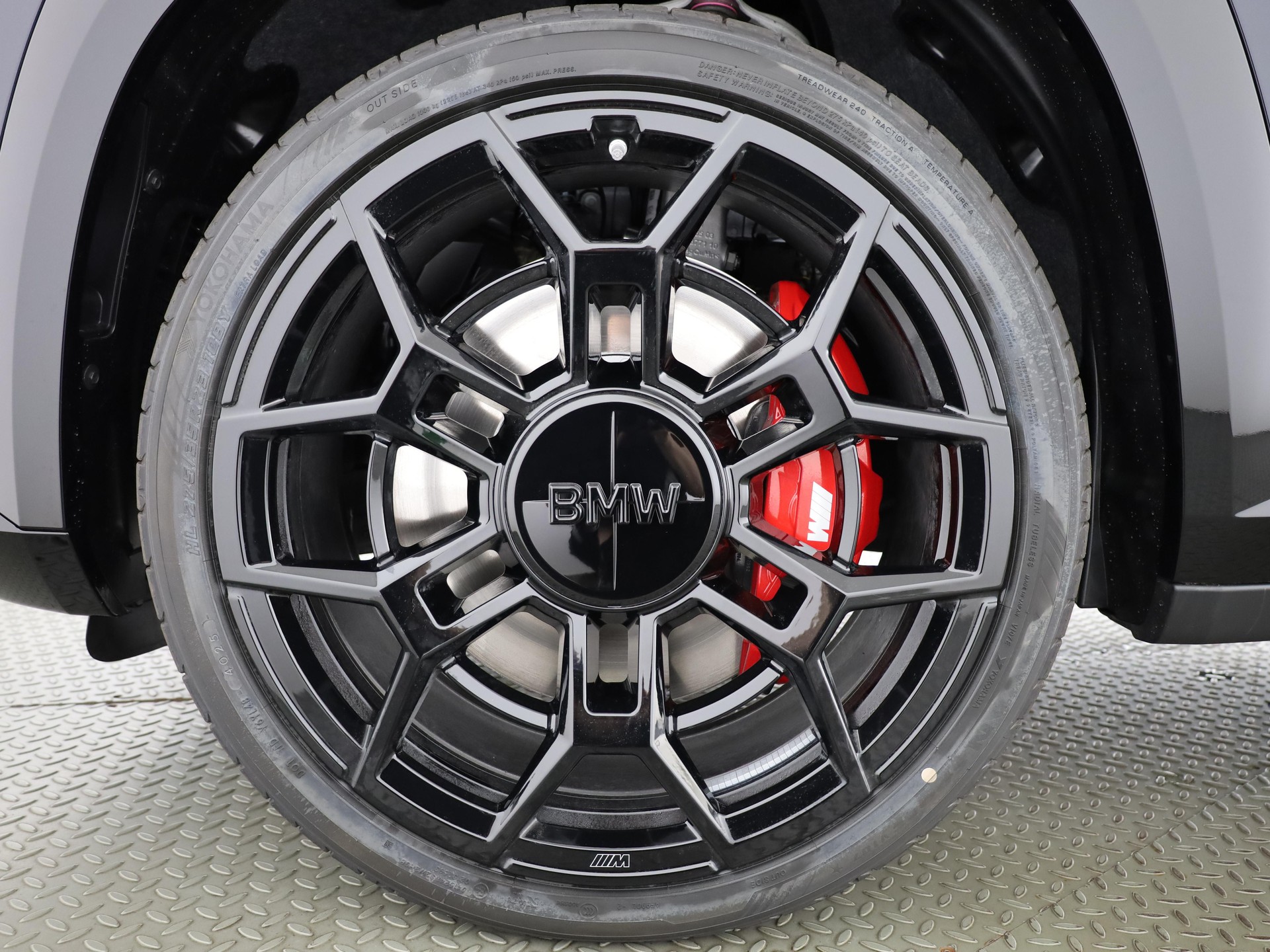 BMW XM Label Plug-in Hybrid-image-20