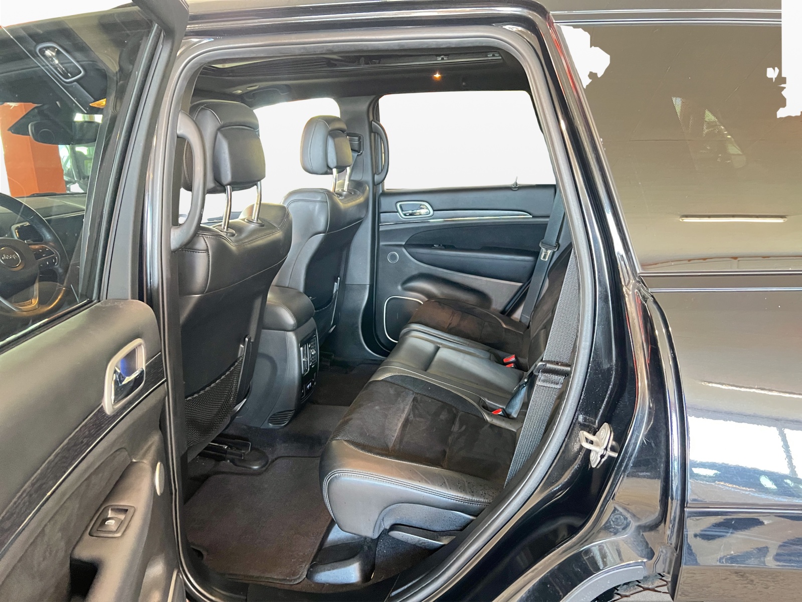 JEEP Grand Cherokee 3.0 CRD S Automatic-image-13