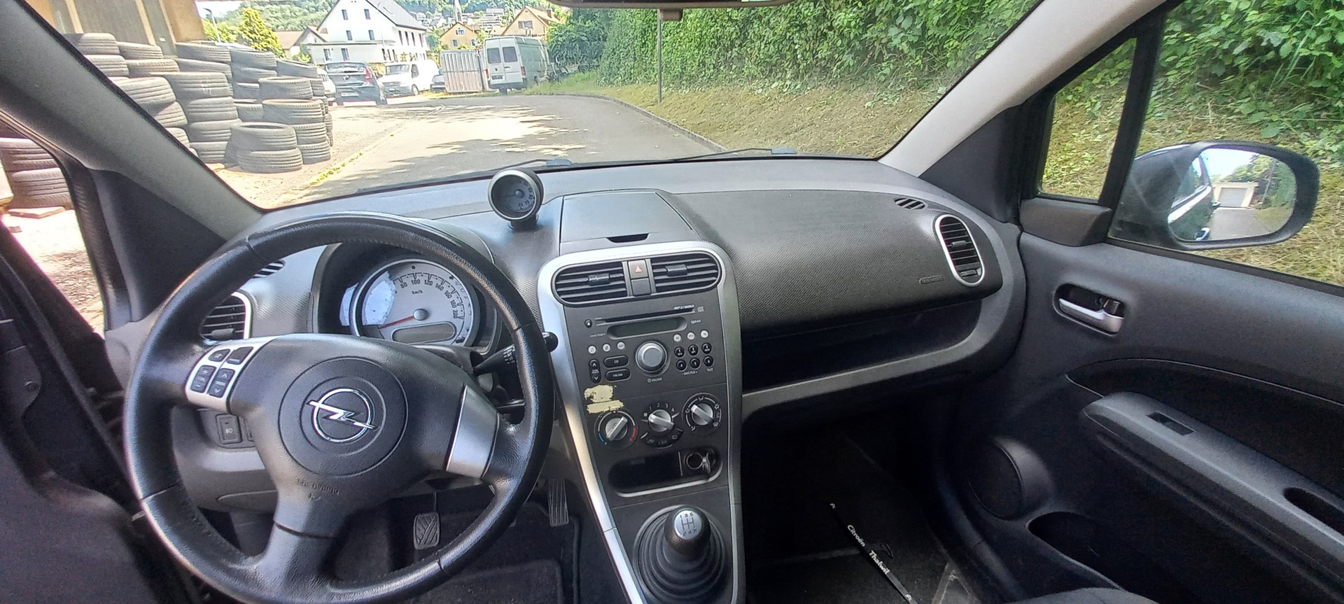 OPEL Agila 1.2 Enjoy-image-9