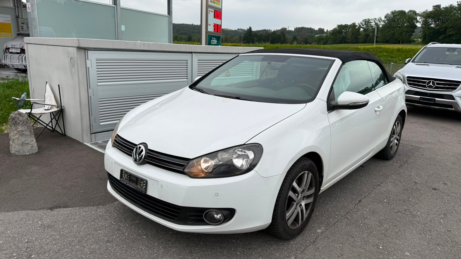 VW Golf Cabrio 1.2 TSI BlueMotion Technology-image-2