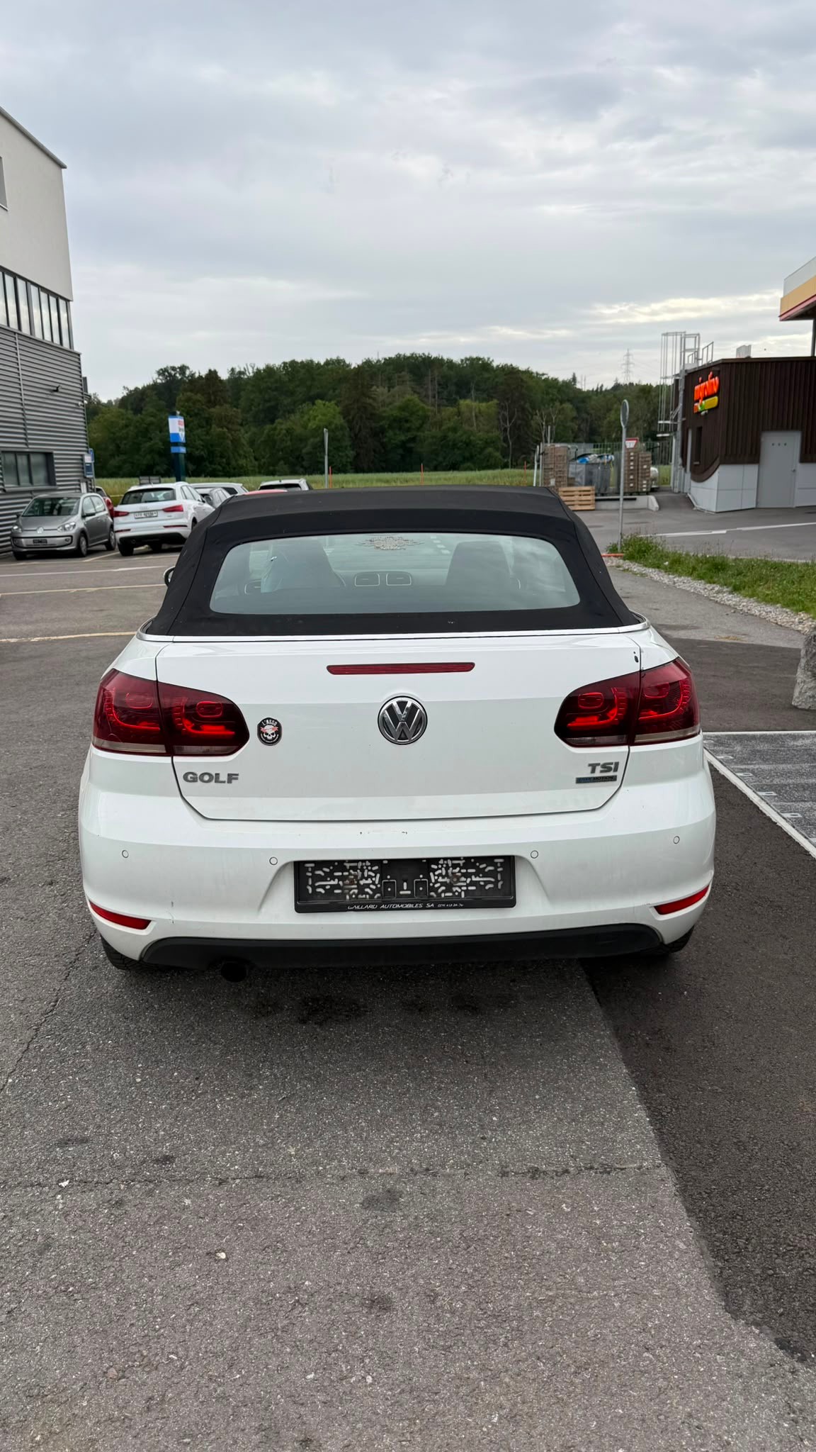 VW Golf Cabrio 1.2 TSI BlueMotion Technology-image-4
