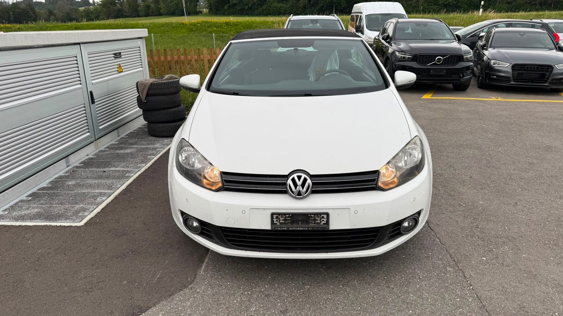 VW Golf Cabrio 1.2 TSI BlueMotion Technology-image-1