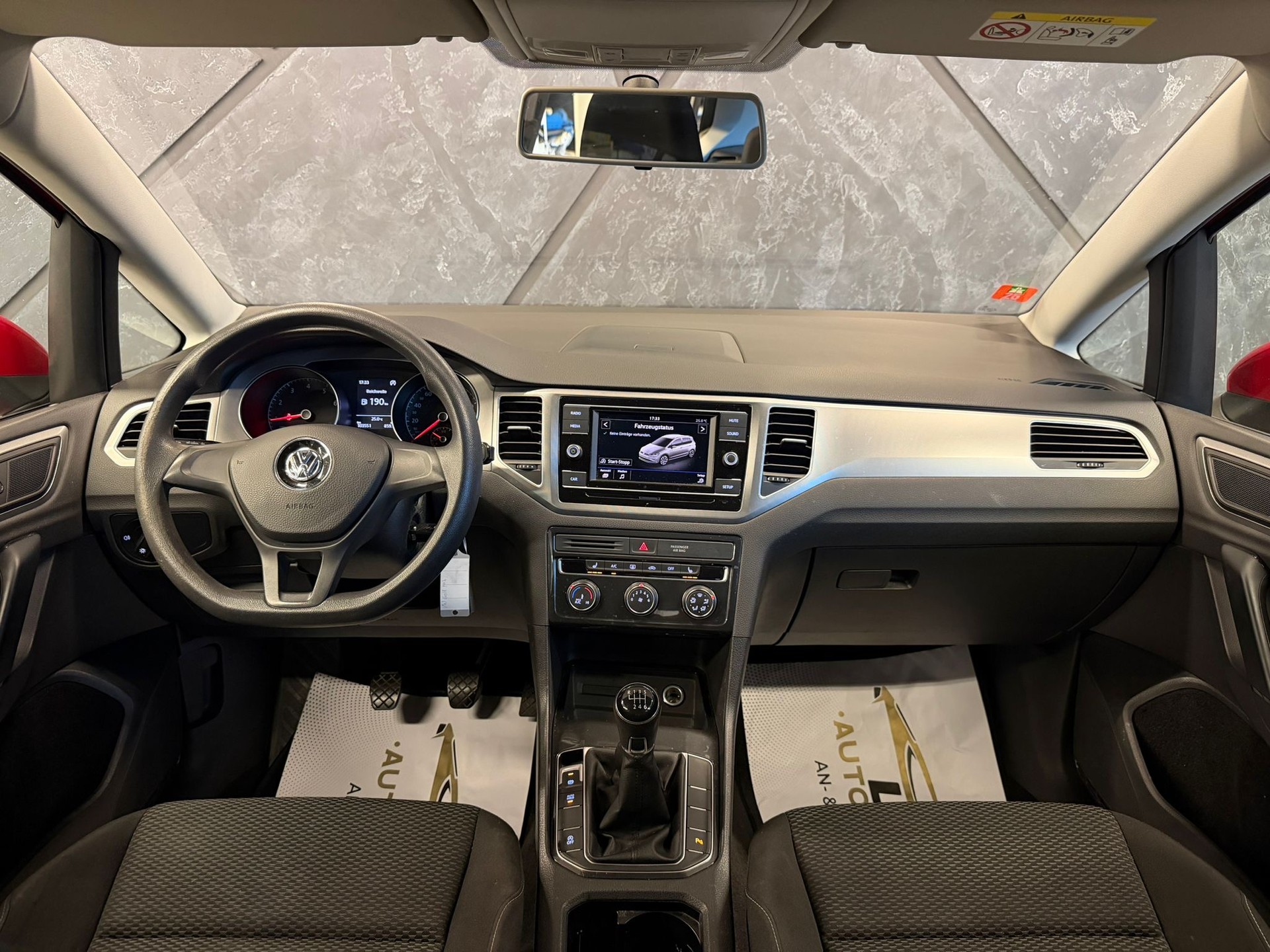 VW Golf Sportsvan 1.0 TSI Comfortline-image-8