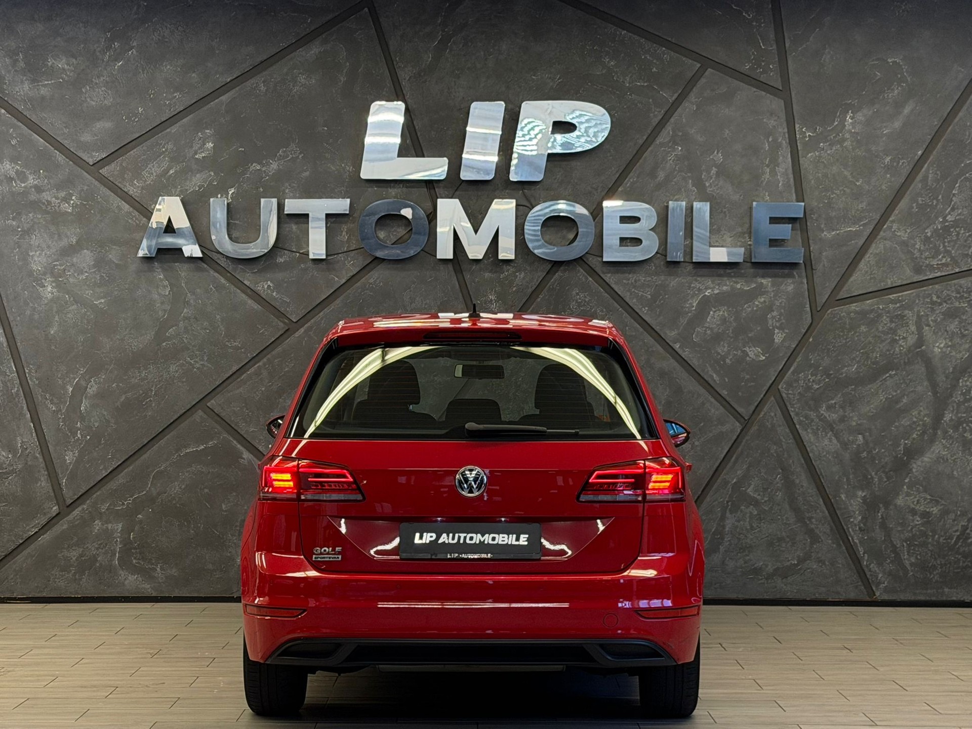 VW Golf Sportsvan 1.0 TSI Comfortline-image-6