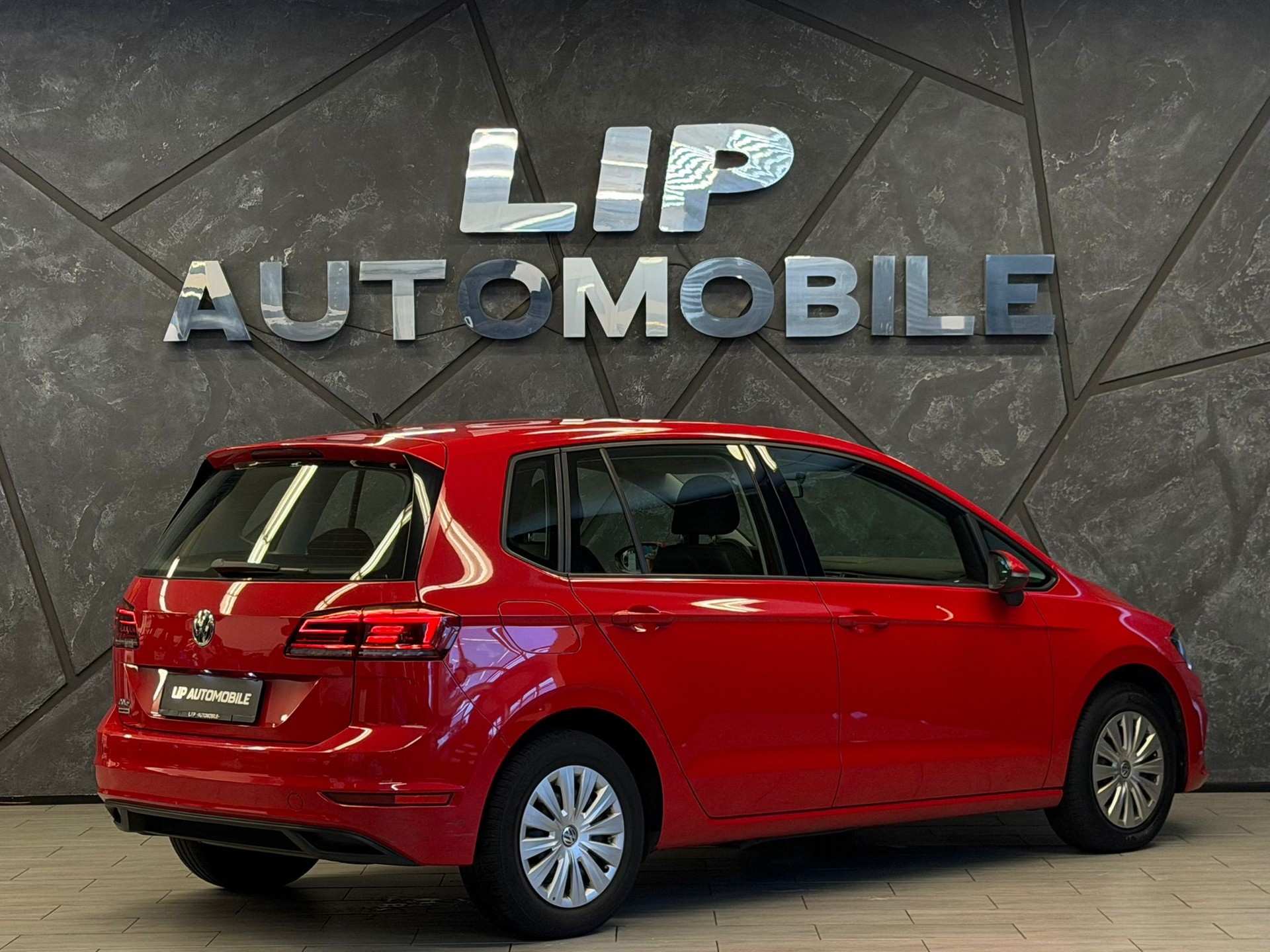 VW Golf Sportsvan 1.0 TSI Comfortline-image-5