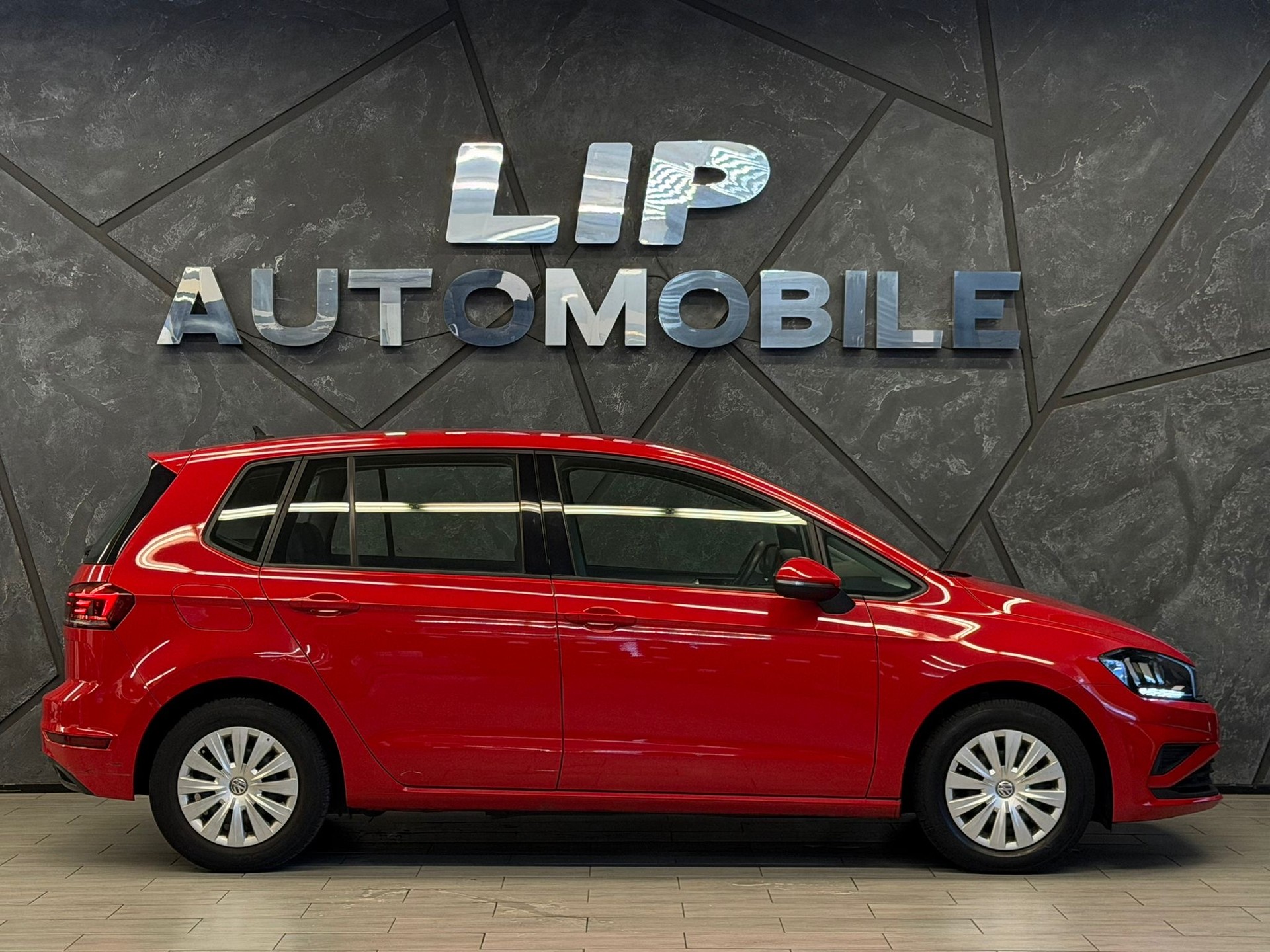 VW Golf Sportsvan 1.0 TSI Comfortline-image-3
