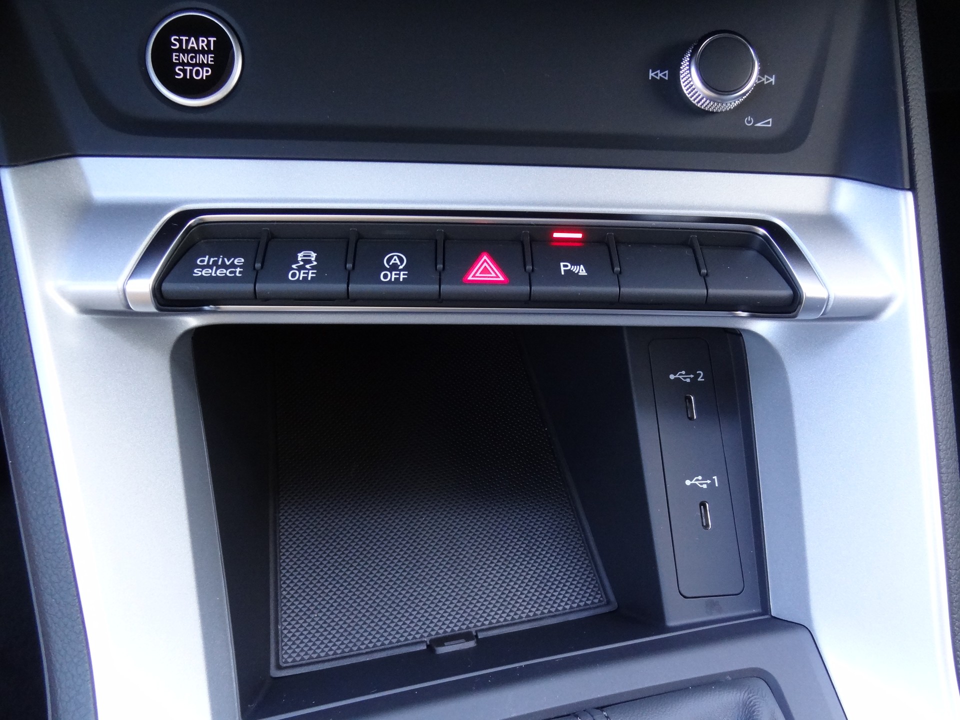 AUDI Q3 Sportback 40 TFSI quattro S-tronic-image-20