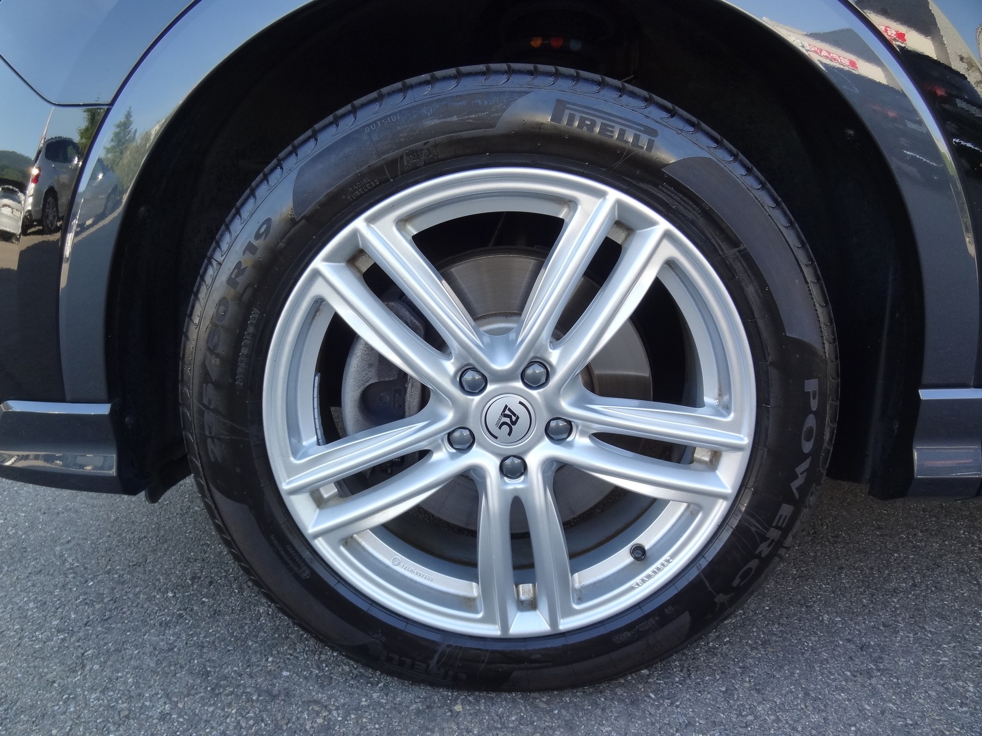 AUDI Q3 Sportback 40 TFSI quattro S-tronic-image-2