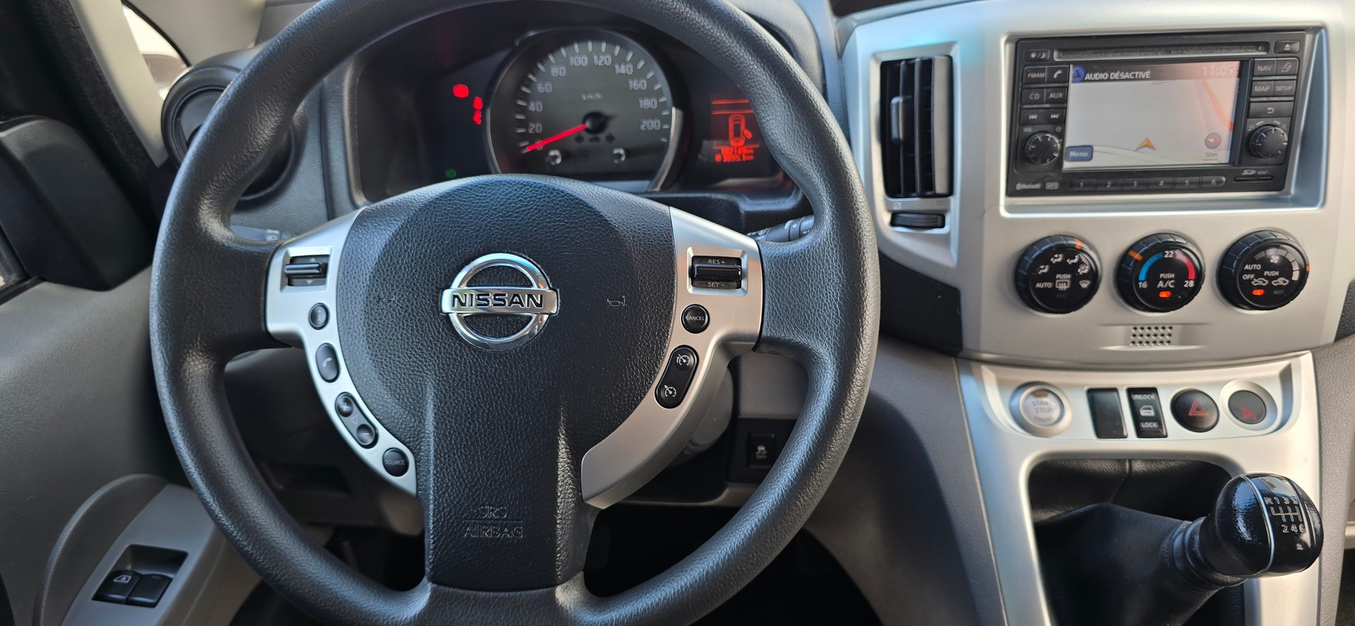 NISSAN NV200 1.5 dCi 110 Evalia Tekna-image-14