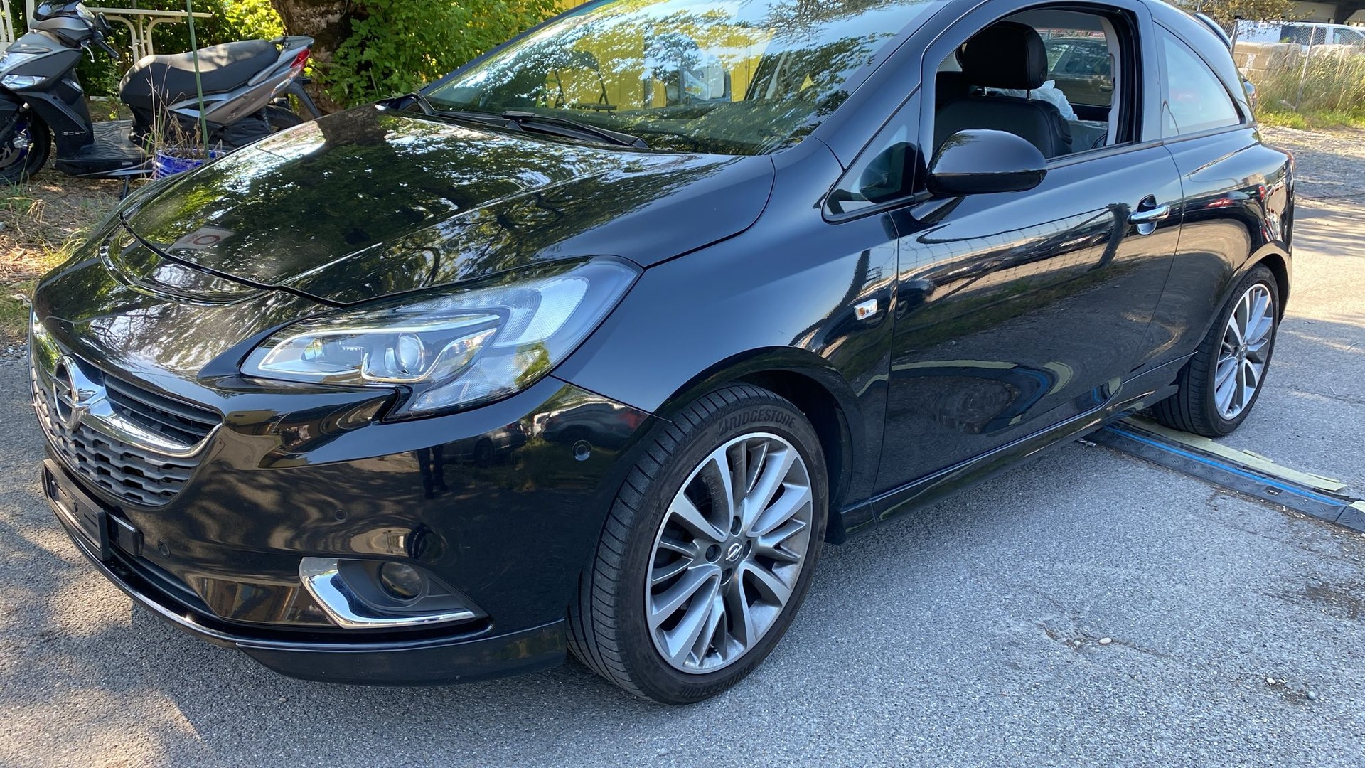 OPEL Corsa 1.0 T EcoFLEX Color Edition-image-1