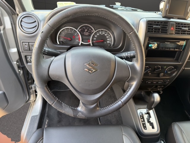 SUZUKI Jimny 1.3 16V Sergio Cellano Automatic-image-6