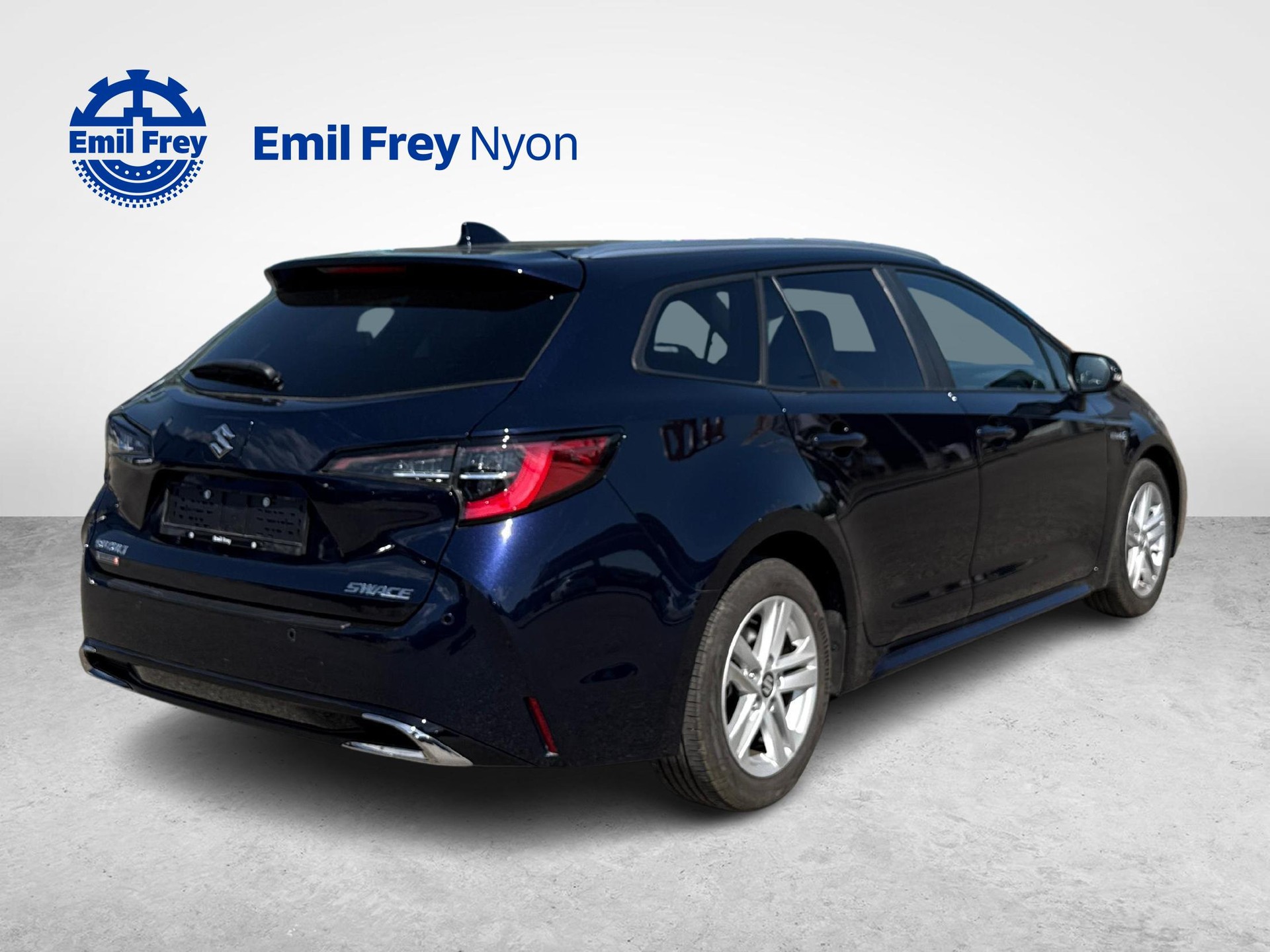 SUZUKI Swace 1.8 Compact Top Hybrid-image-2