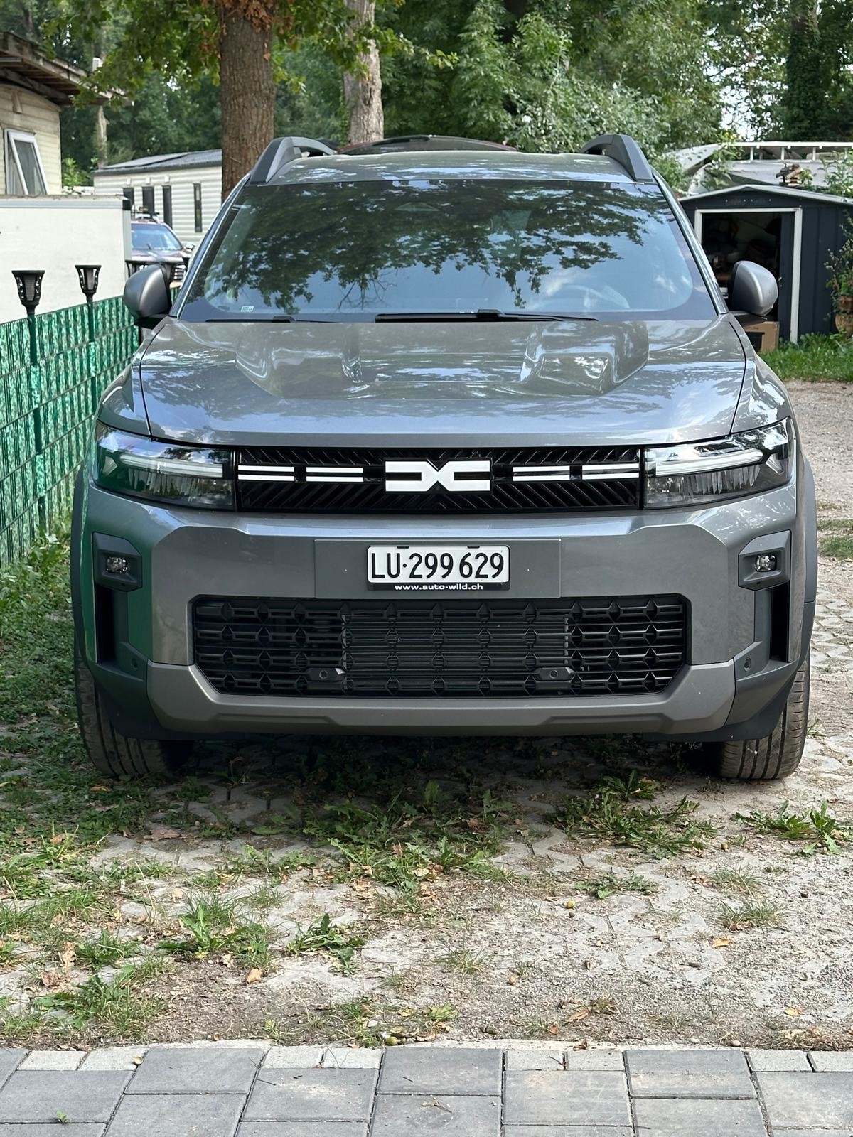 DACIA 1.8 Hybrid Journey-image-2