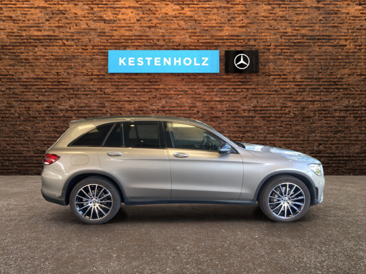 MERCEDES-BENZ GLC 220 d AMG Line 4Matic-showroom-element-2
