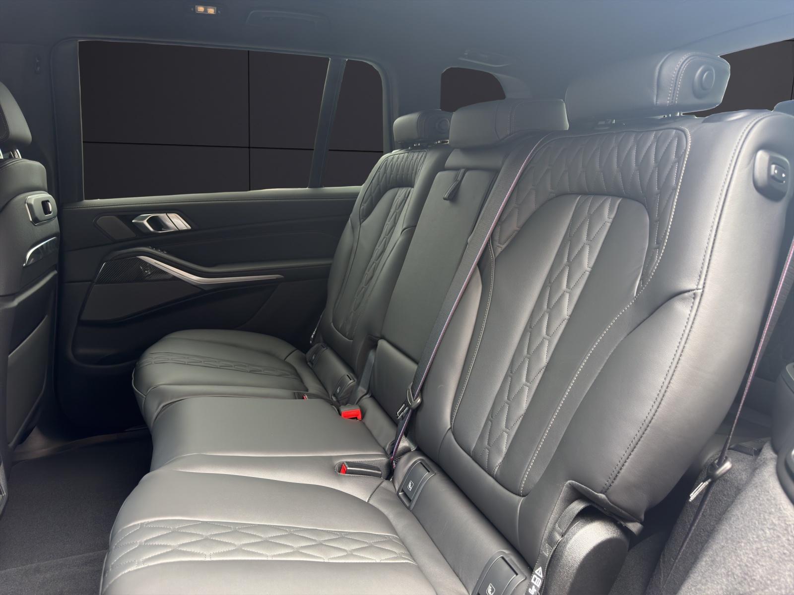 BMW X7 40d xDrive SAG-image-13