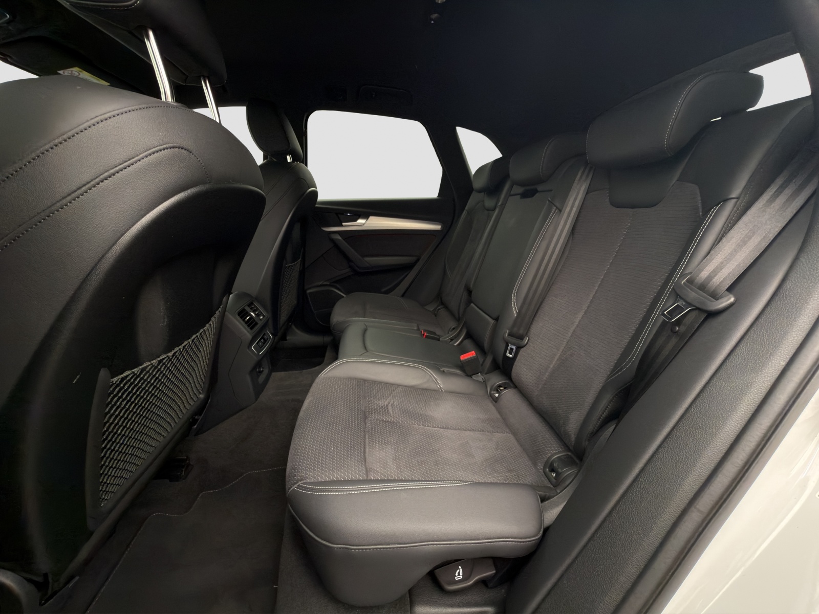 AUDI Q5 40 TDI S-line quattro S-tronic - AHK - Head-Up - Matrix-LED-image-10