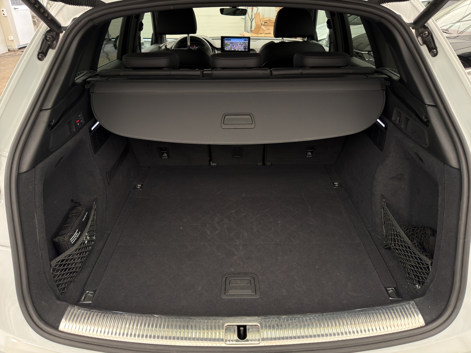AUDI Q5 40 TDI S-line quattro S-tronic - AHK - Head-Up - Matrix-LED-image-12