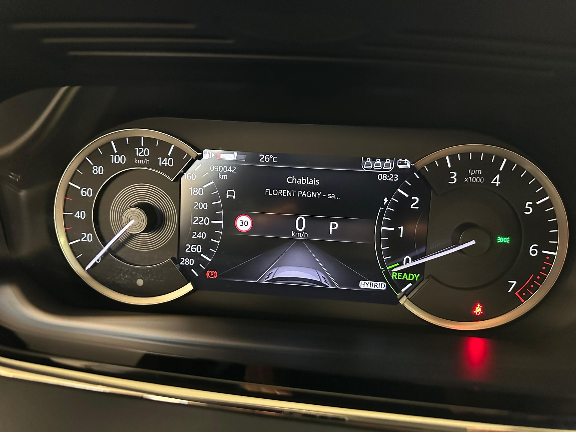 LAND ROVER Range Rover Evoque 1.5 T 300e R-Dynamic SE-image-10
