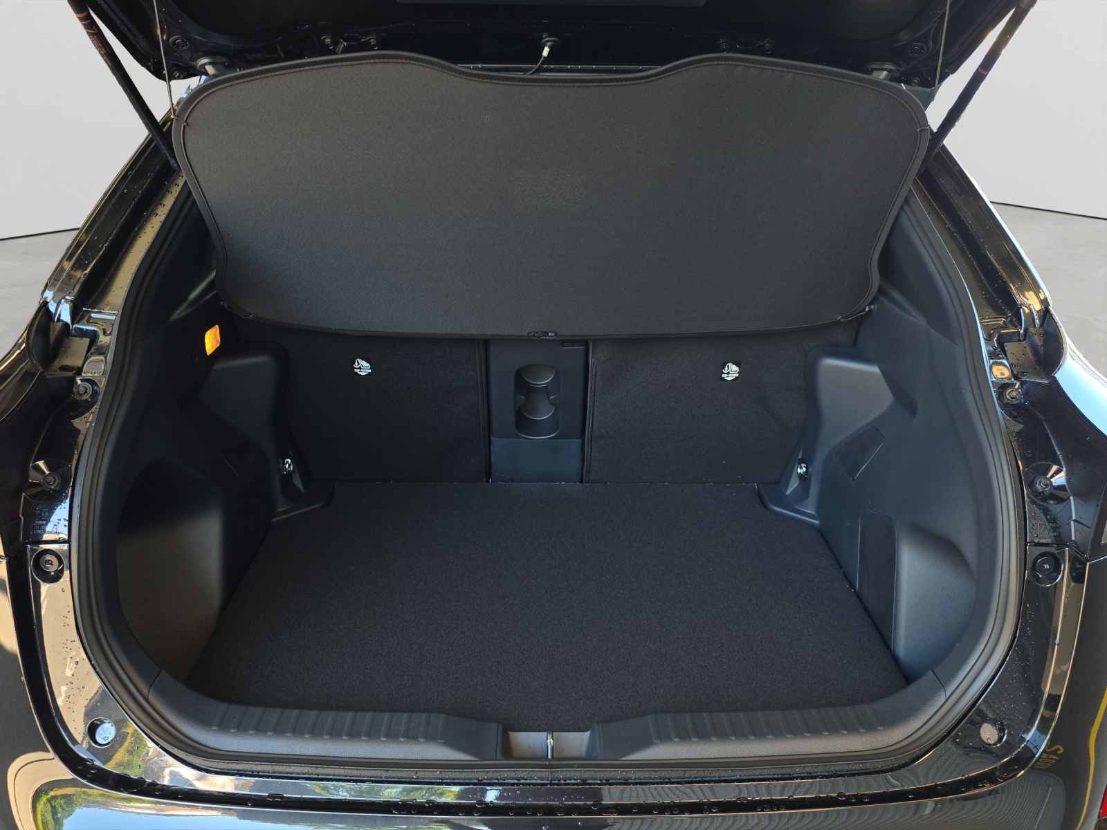 TOYOTA Yaris Cross 1.5 VVT-i HSD Trend AWD-i-image-13