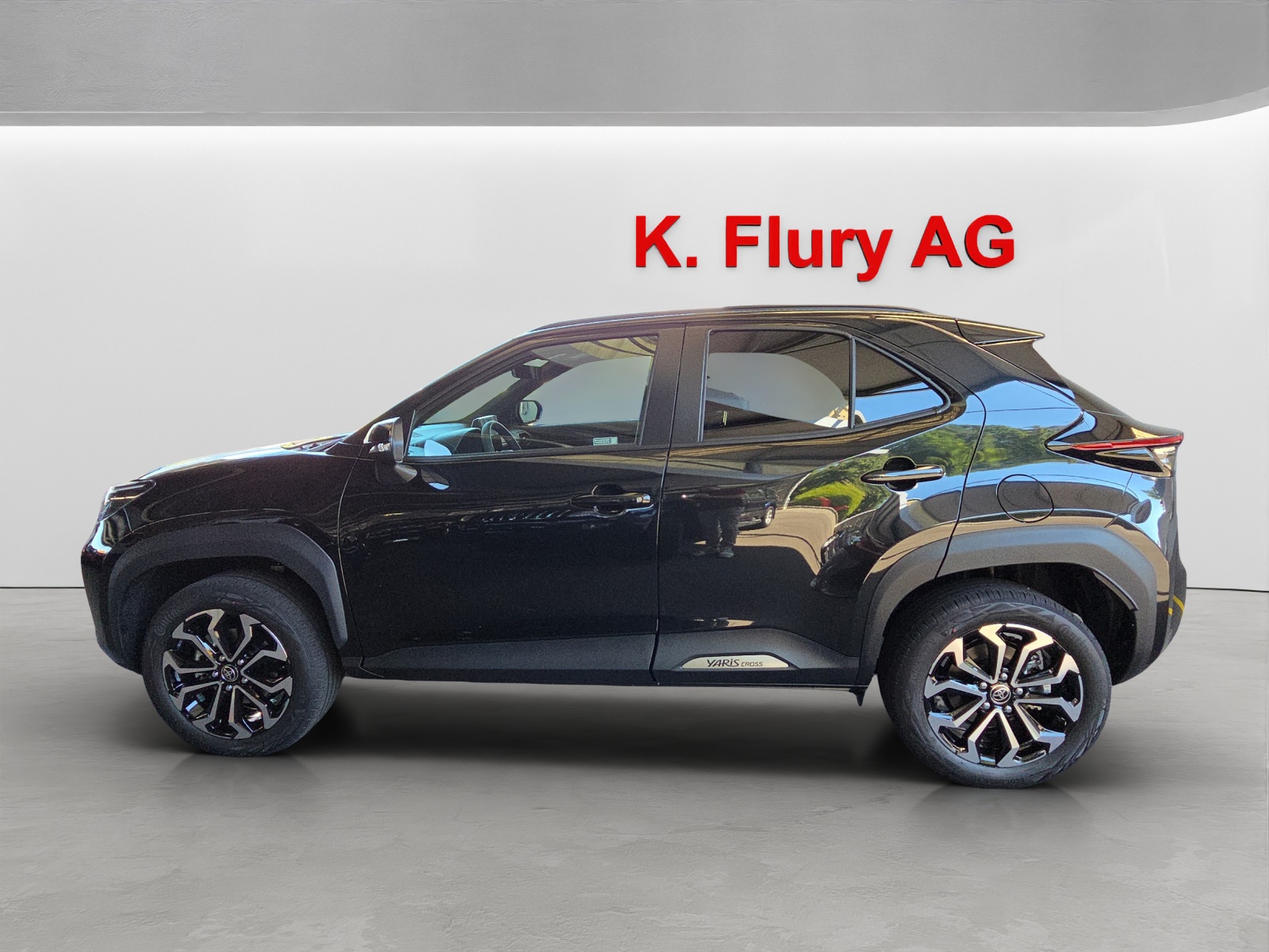 TOYOTA Yaris Cross 1.5 VVT-i HSD Trend AWD-i-image-1
