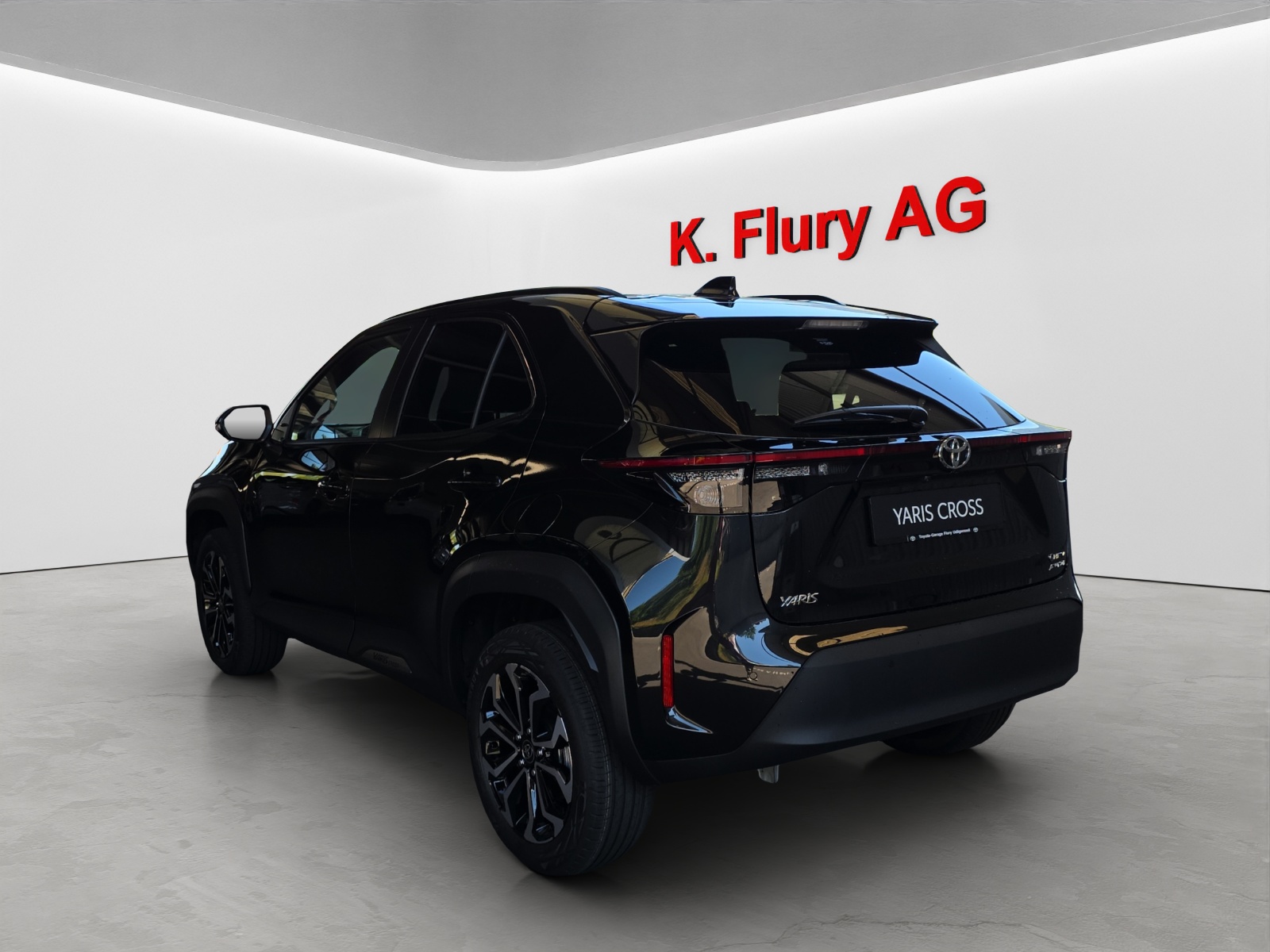 TOYOTA Yaris Cross 1.5 VVT-i HSD Trend AWD-i-image-2
