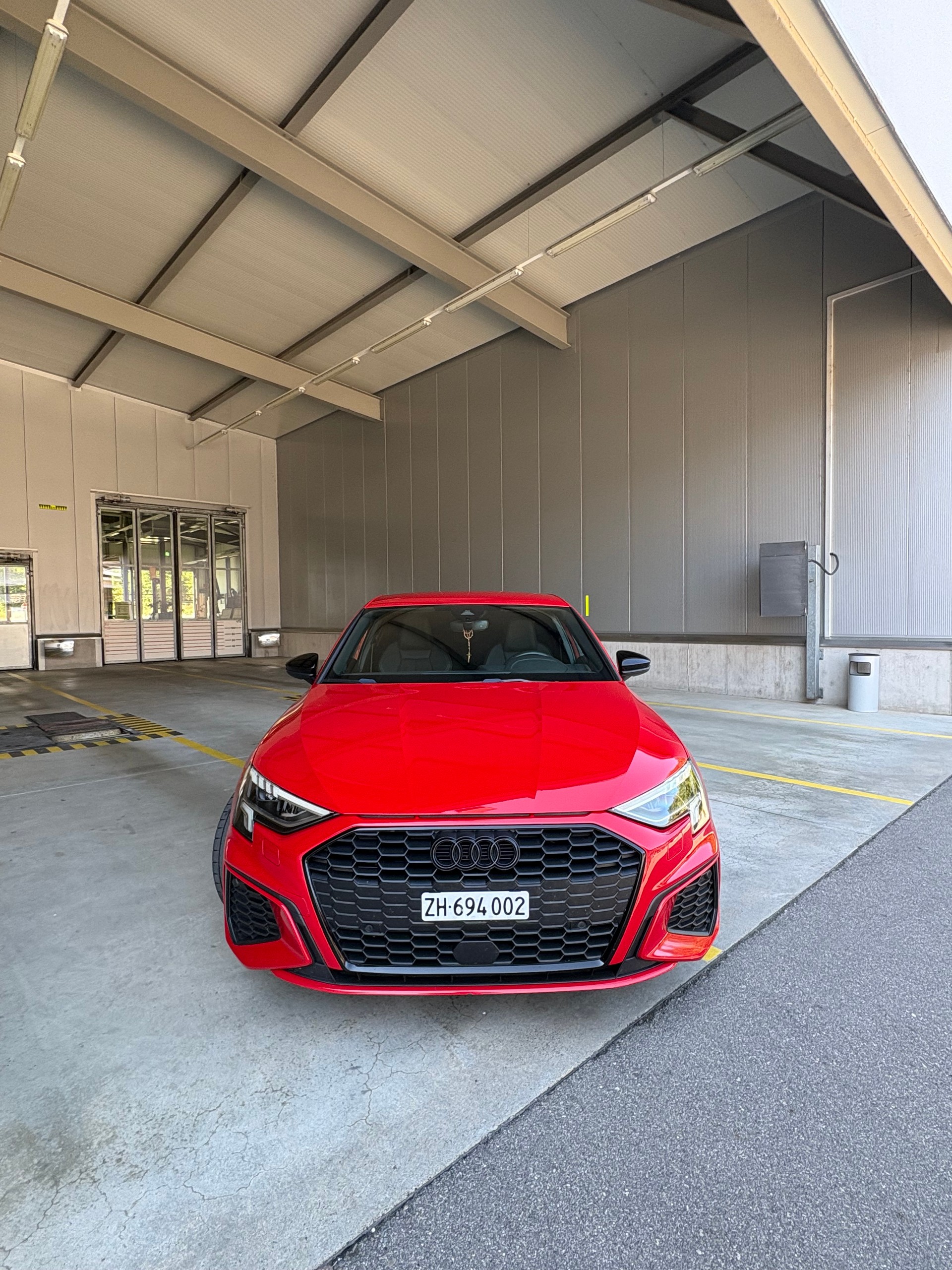 AUDI 1.5 35 TFSI S Line S-Tronic-image-1