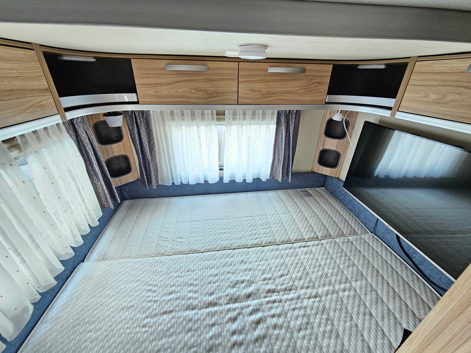 HYMER Eriba Feeling 425 mit Schlafdach!-image-10