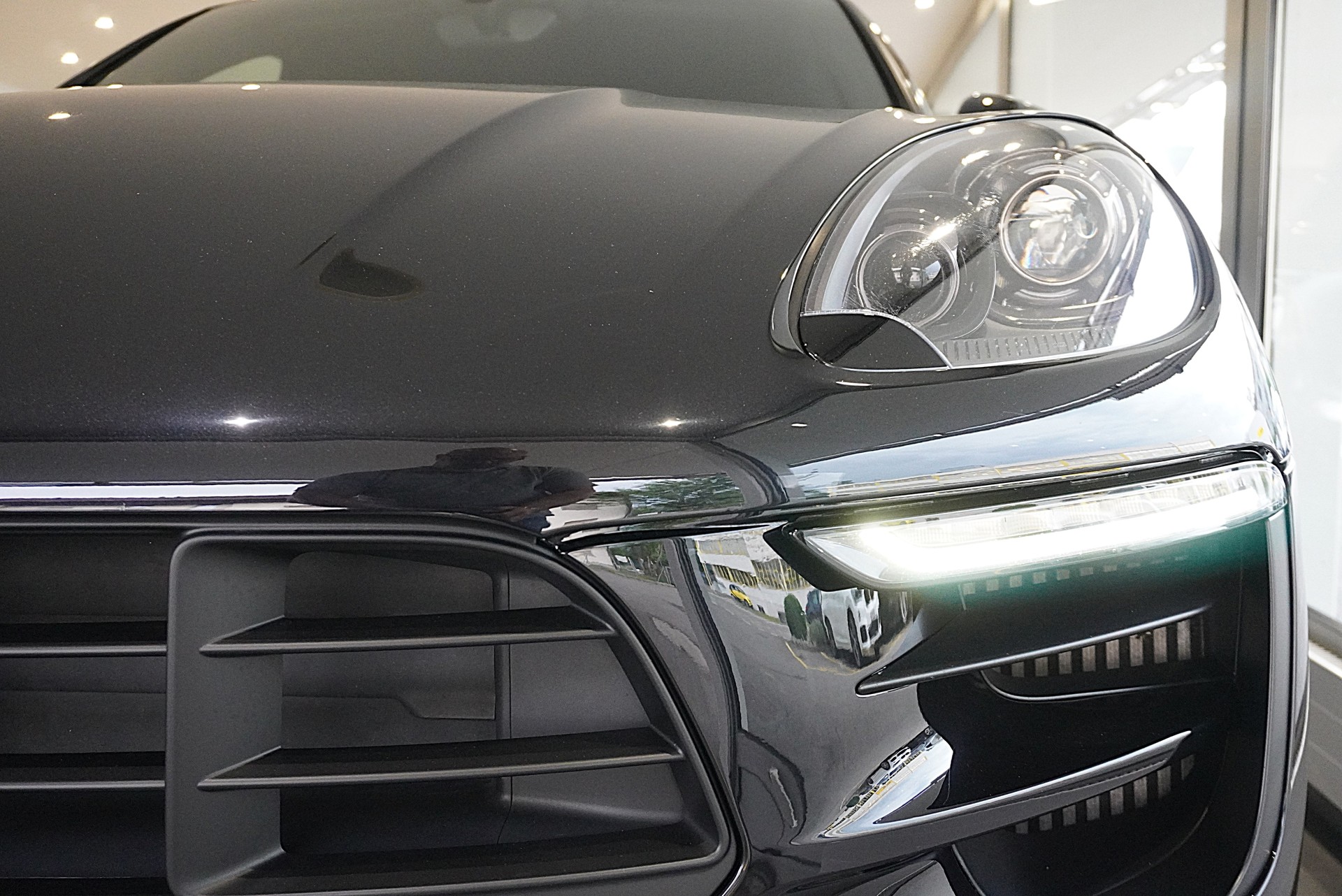 PORSCHE Macan Turbo PDK-image-20