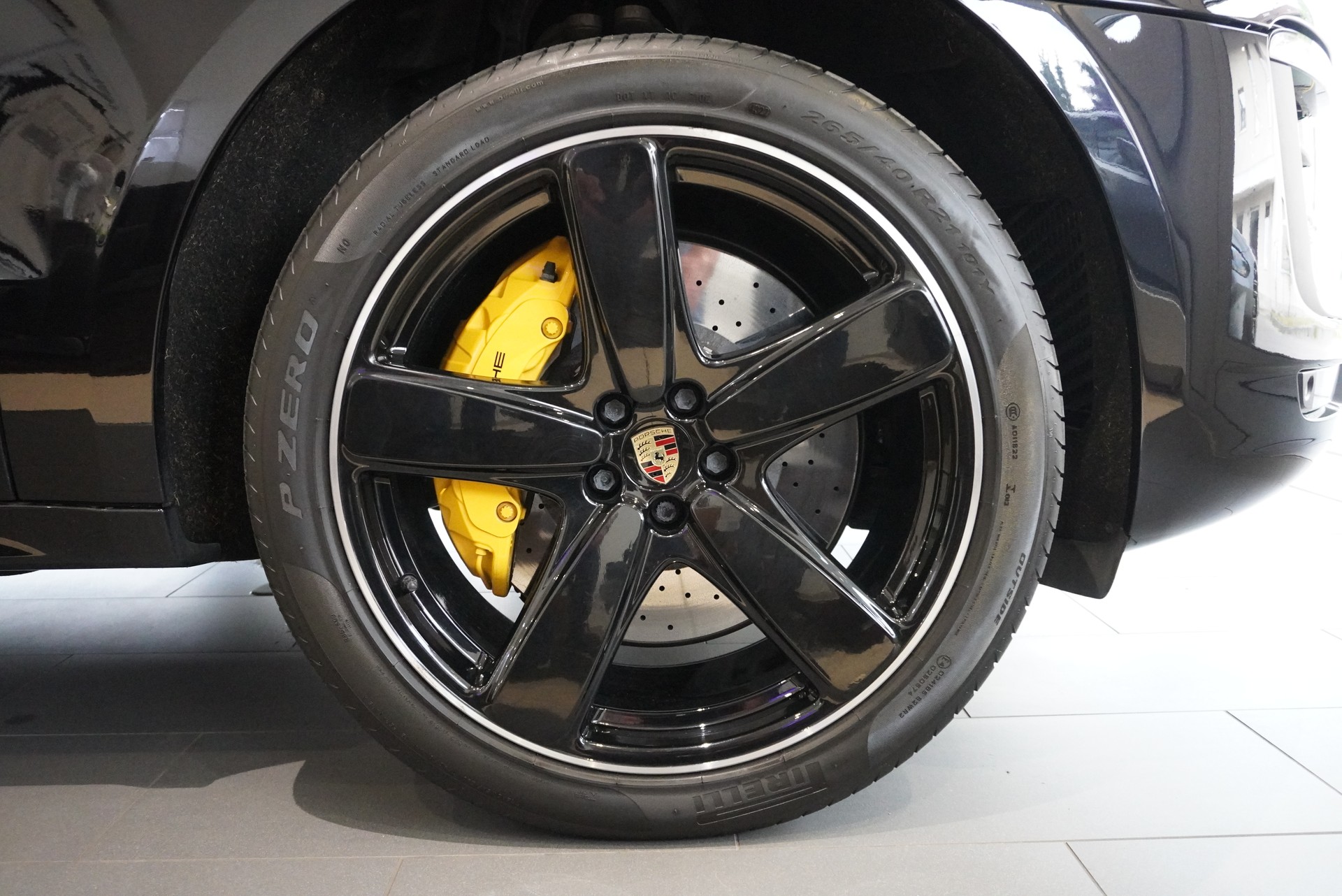 PORSCHE Macan Turbo PDK-image-6