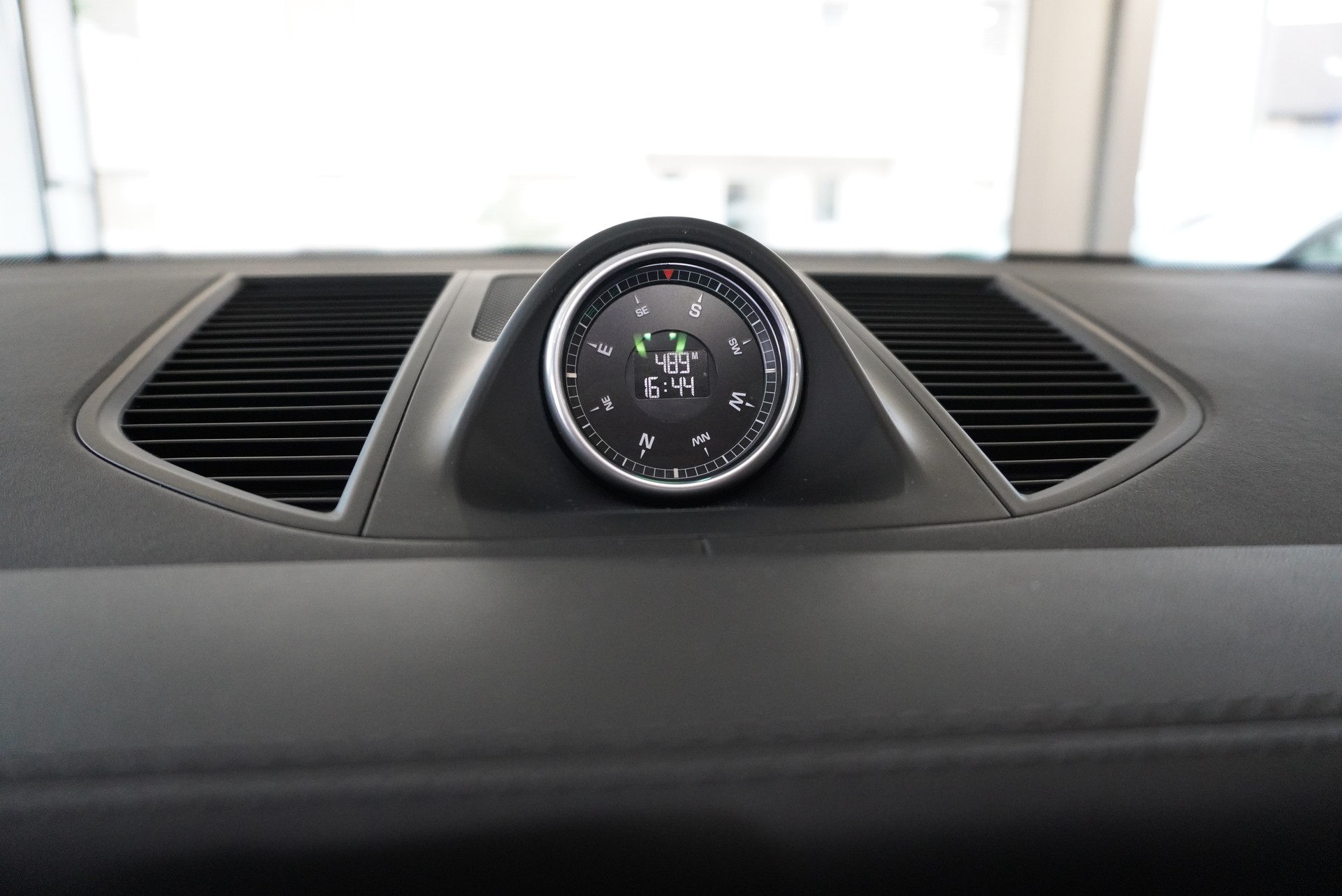 PORSCHE Macan Turbo PDK-image-19
