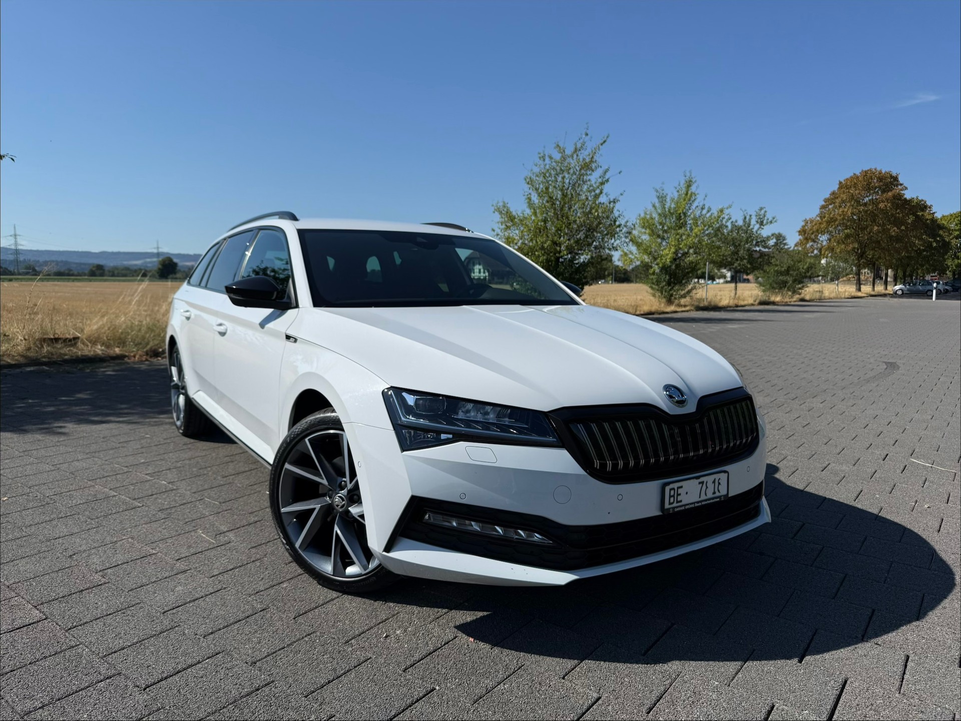 SKODA 1.4 TSI PHEV SportLine DSG-image-3