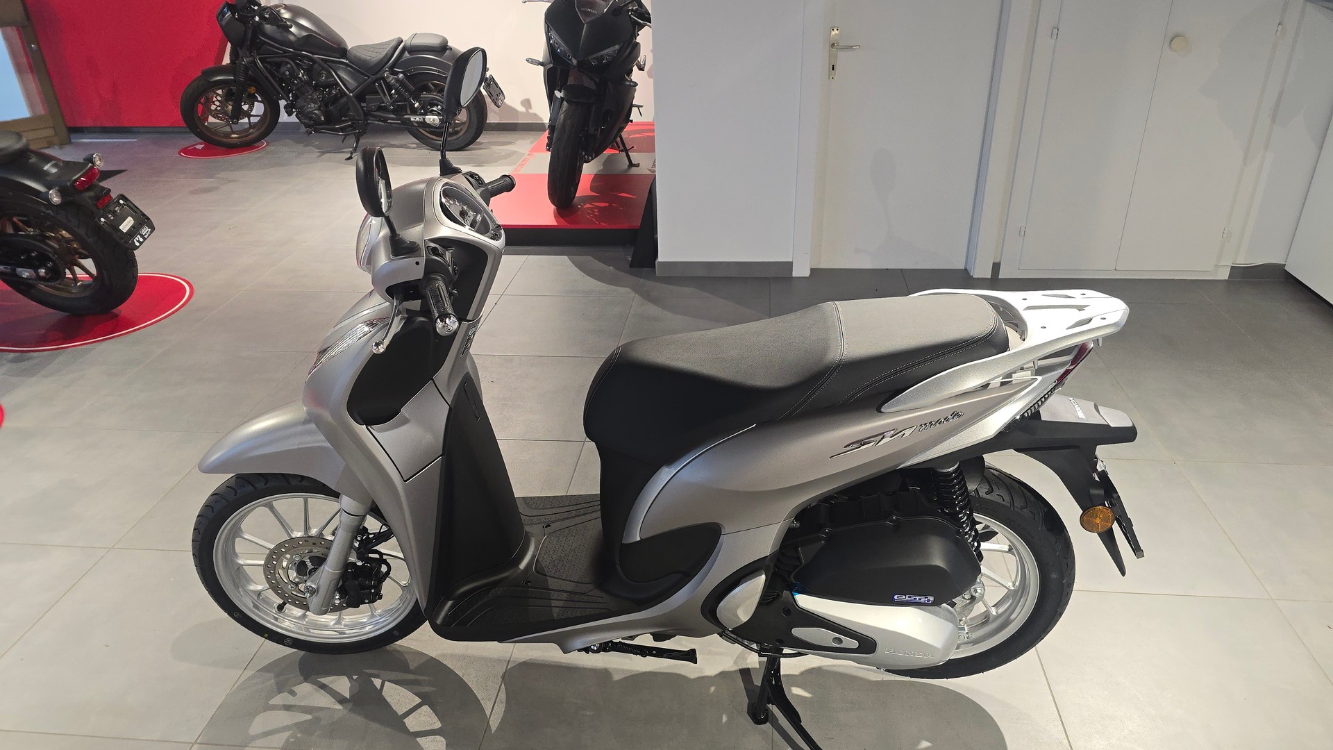 HONDA SH 125 i Mode-image-11