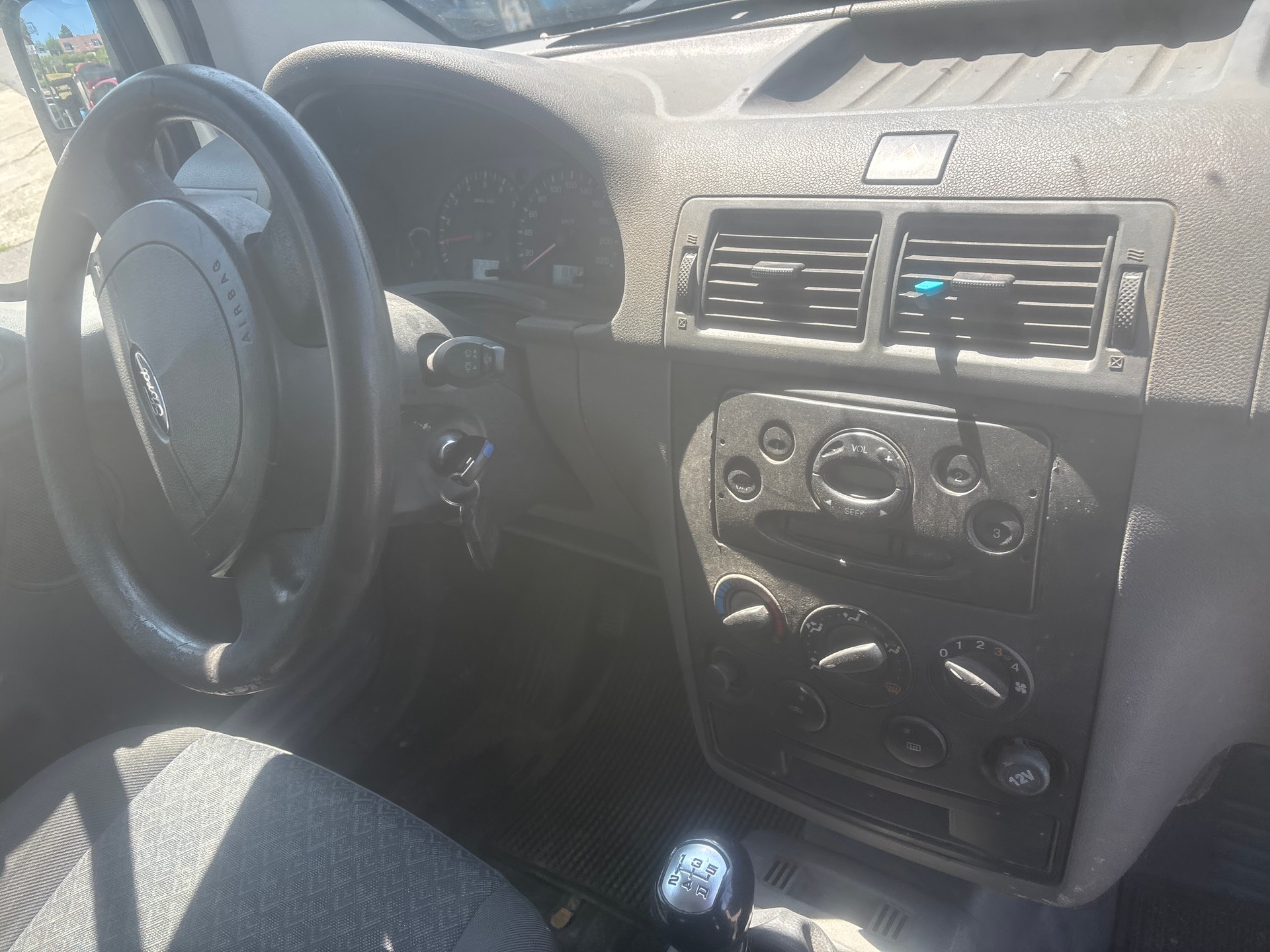 FORD Transit Connect T 210 1.8-image-7