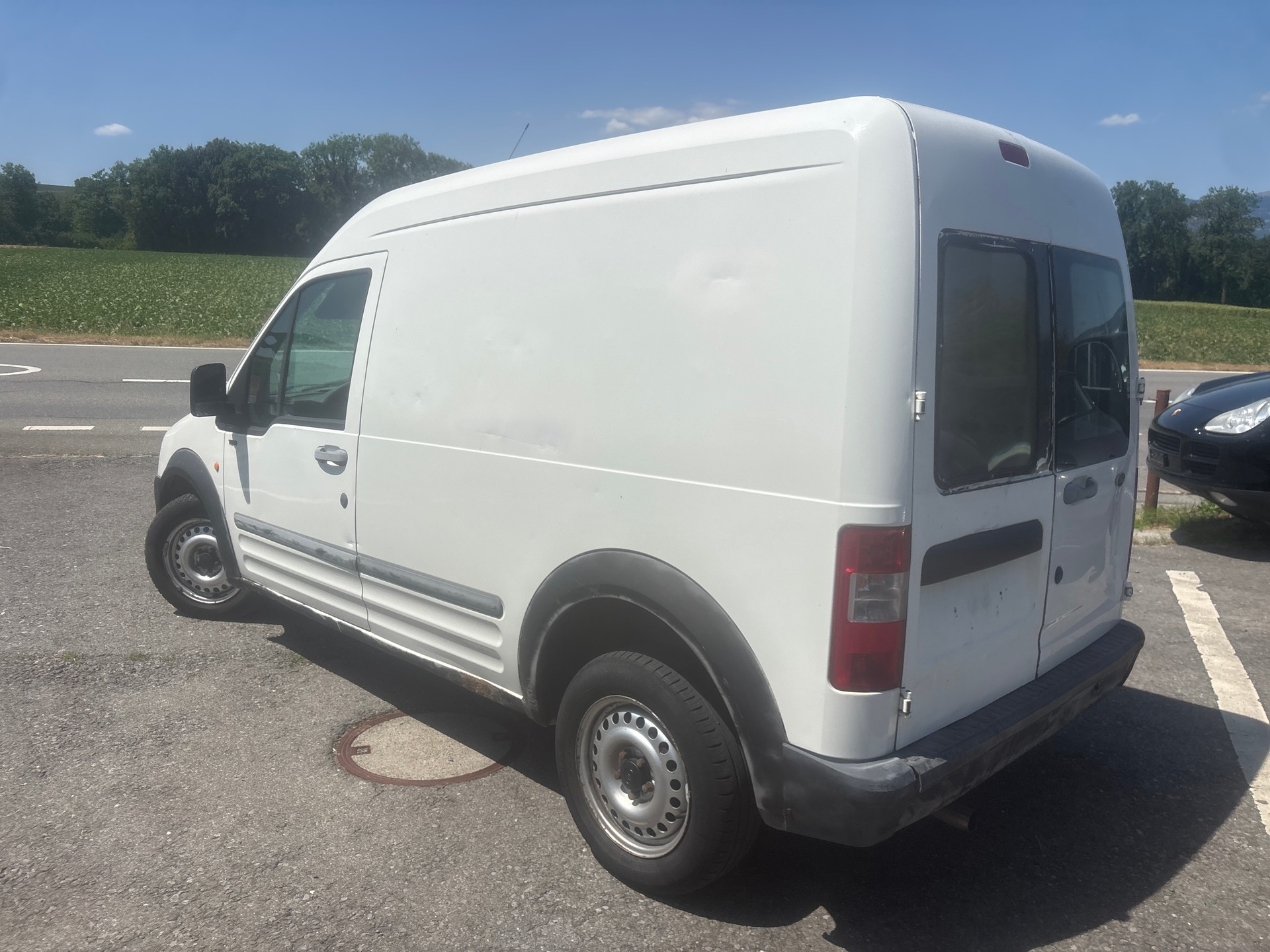 FORD Transit Connect T 210 1.8-image-2