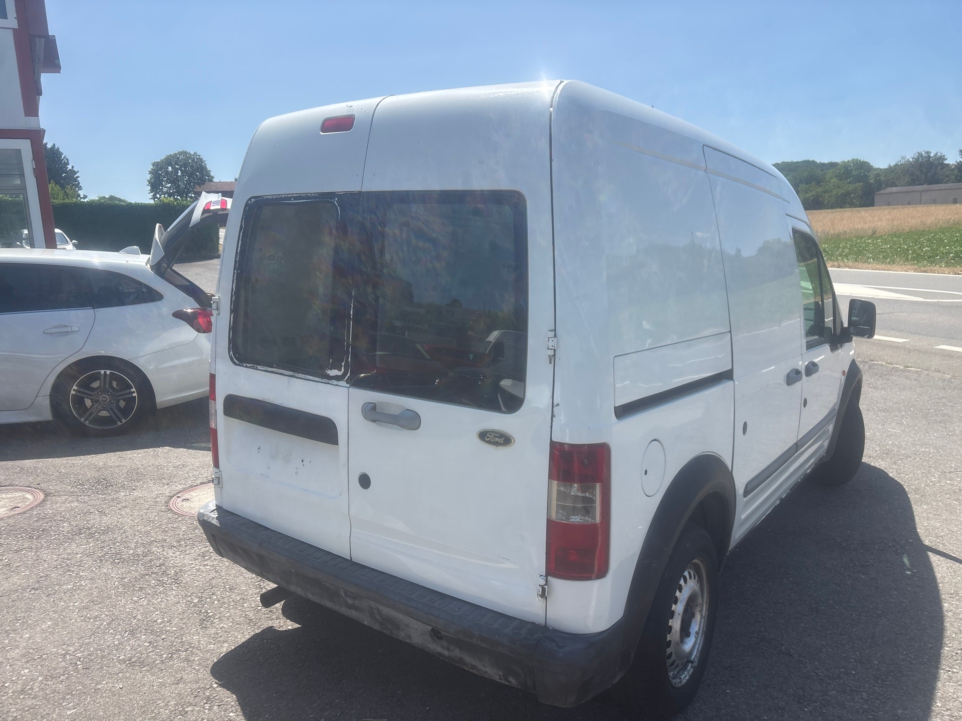 FORD Transit Connect T 210 1.8-image-3