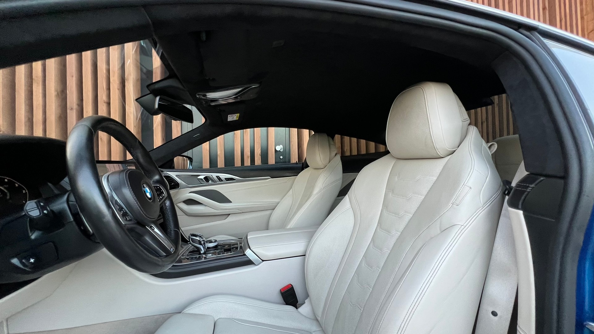 BMW 840d xDRIVE STEPTRONIC SPORT l 320 PS-image-21