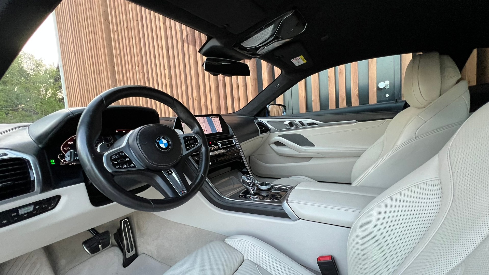 BMW 840d xDRIVE STEPTRONIC SPORT l 320 PS-image-23