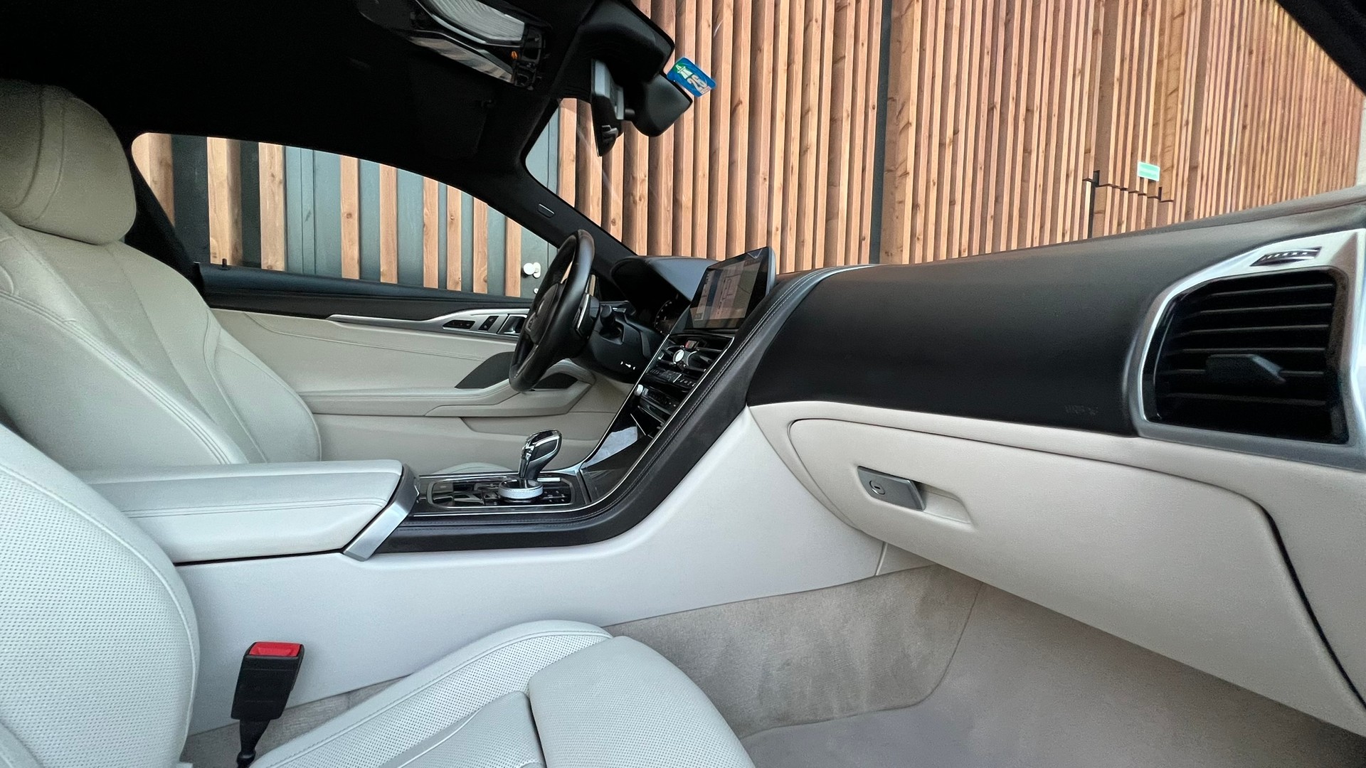 BMW 840d xDRIVE STEPTRONIC SPORT l 320 PS-image-24