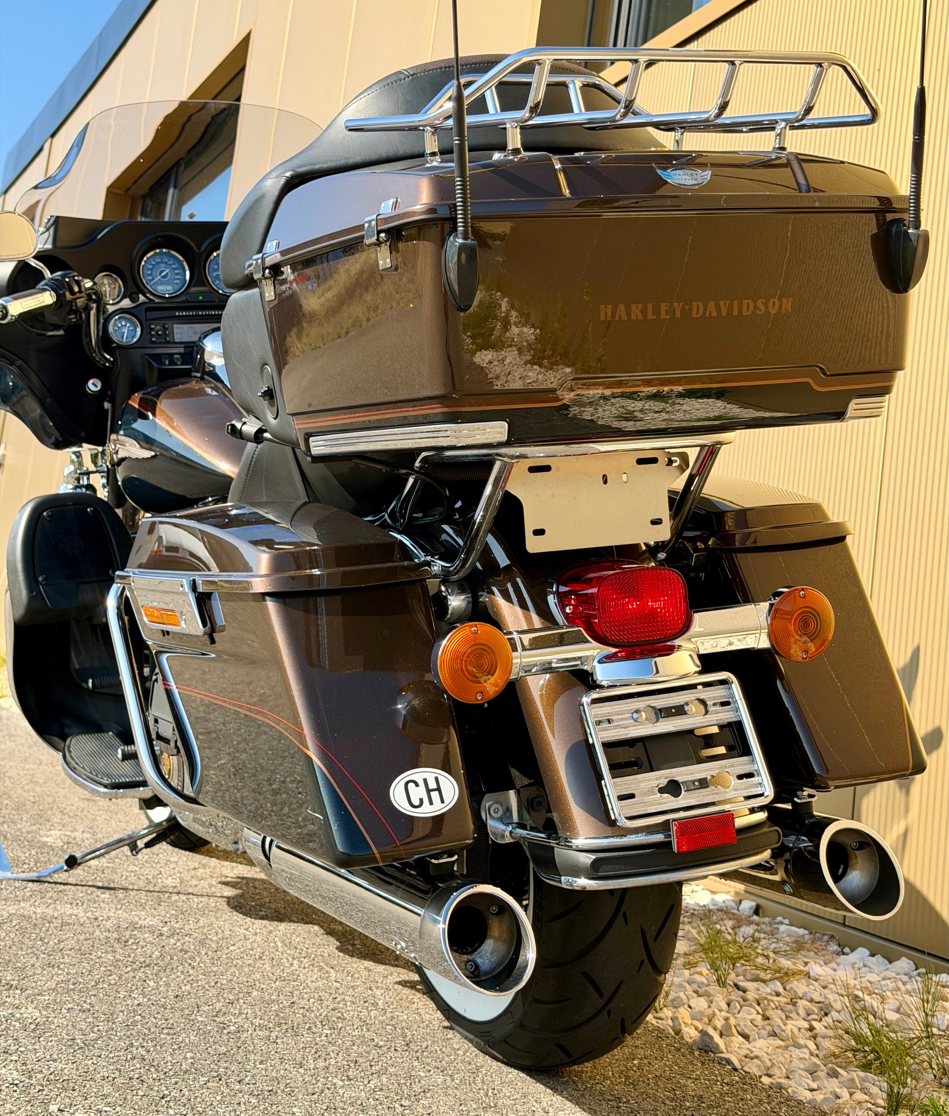 HARLEY-DAVIDSON FLHTK Electra Glide Ultra Limited Anniversary-image-12