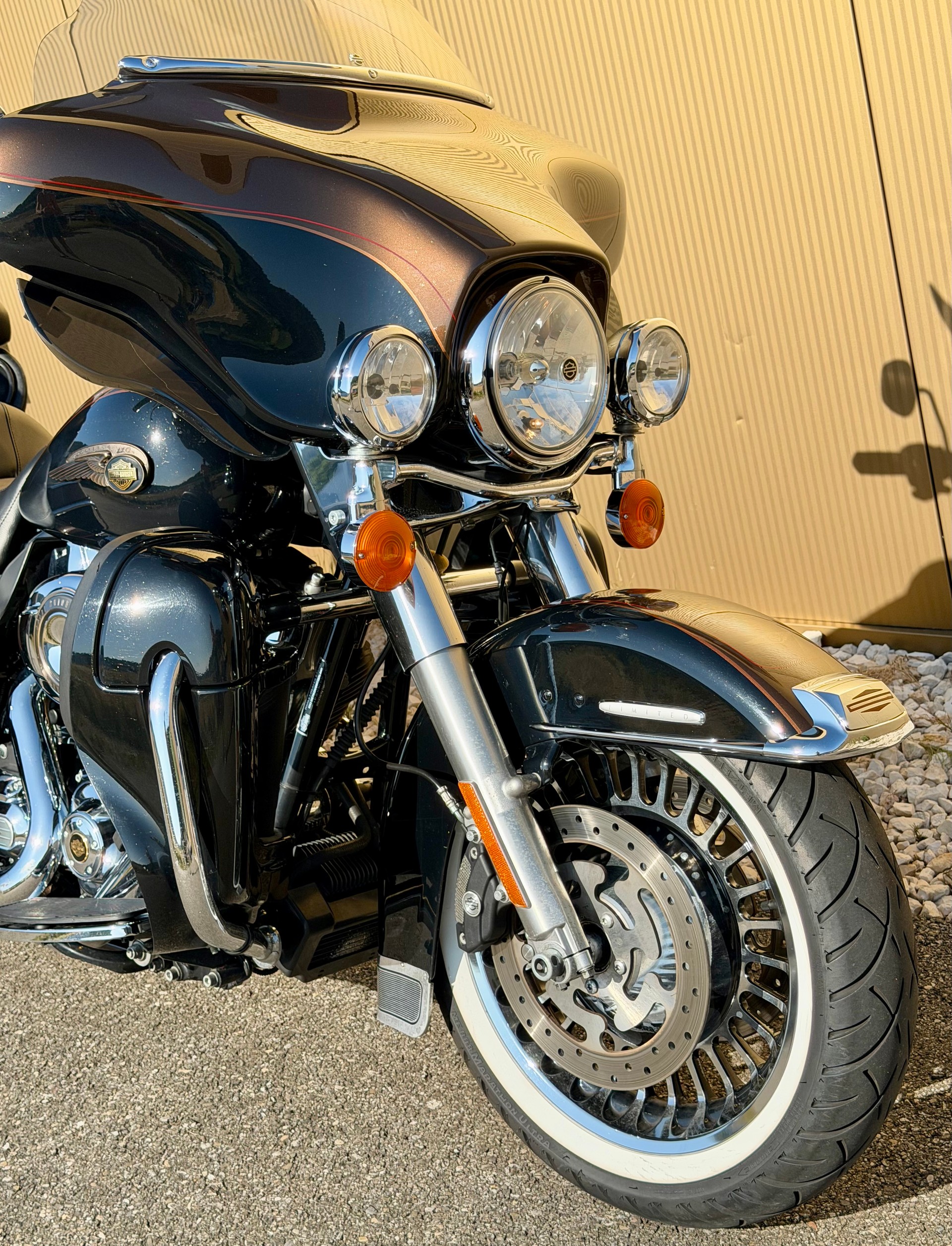 HARLEY-DAVIDSON FLHTK Electra Glide Ultra Limited Anniversary-showroom-element-1