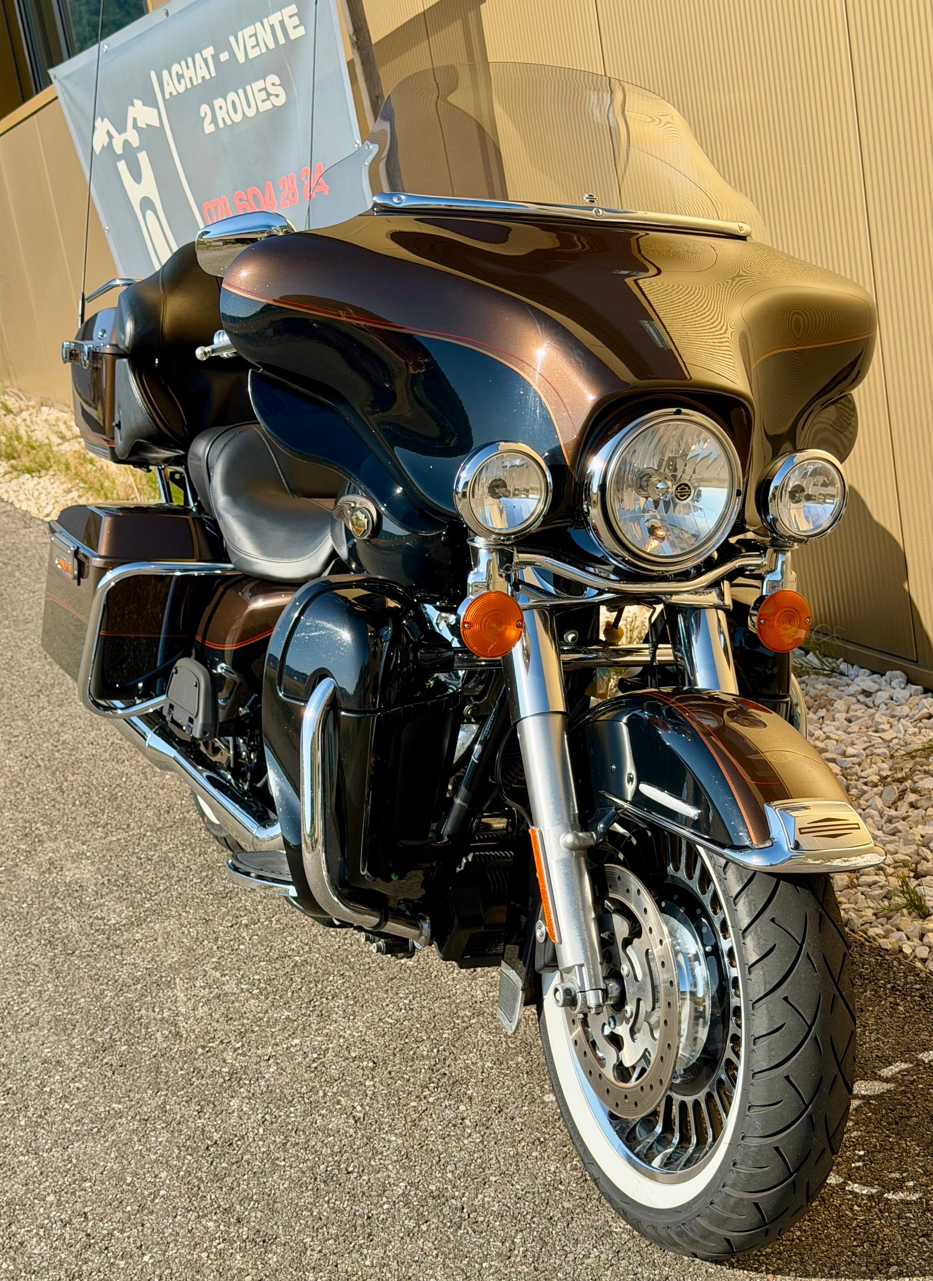 HARLEY-DAVIDSON FLHTK Electra Glide Ultra Limited Anniversary