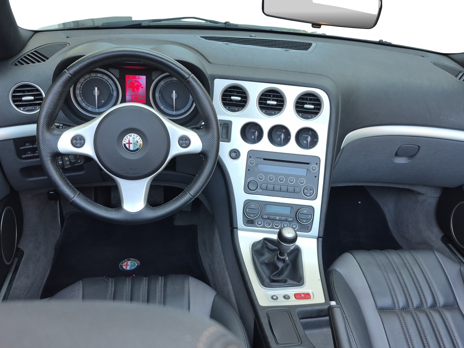 ALFA ROMEO Spider 2.4 JTD-image-8