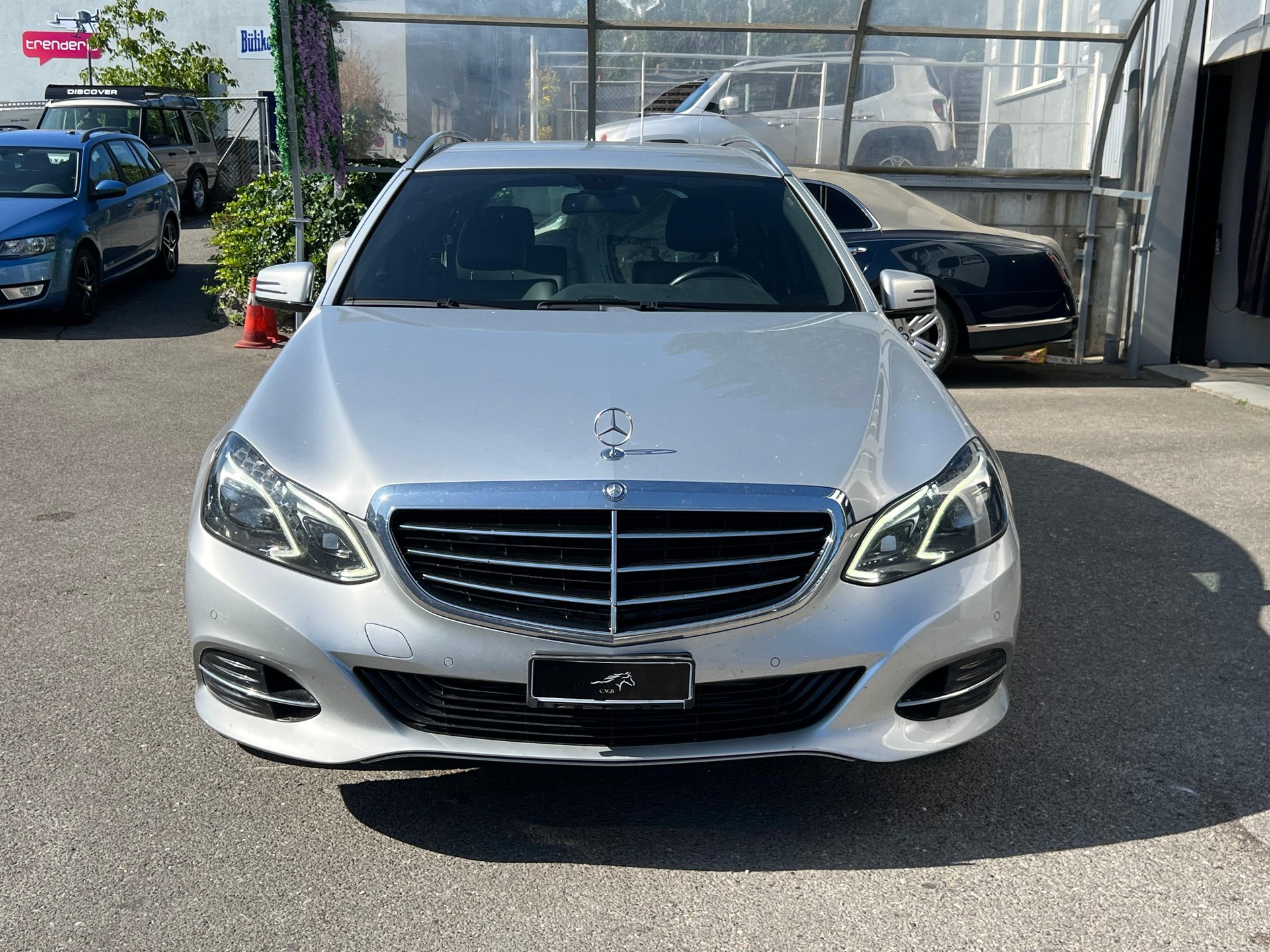 MERCEDES-BENZ E 250 CDI Elégance 4Matic 7G-Tronic / 7 PLÄTZE/ AB MFK-image-1